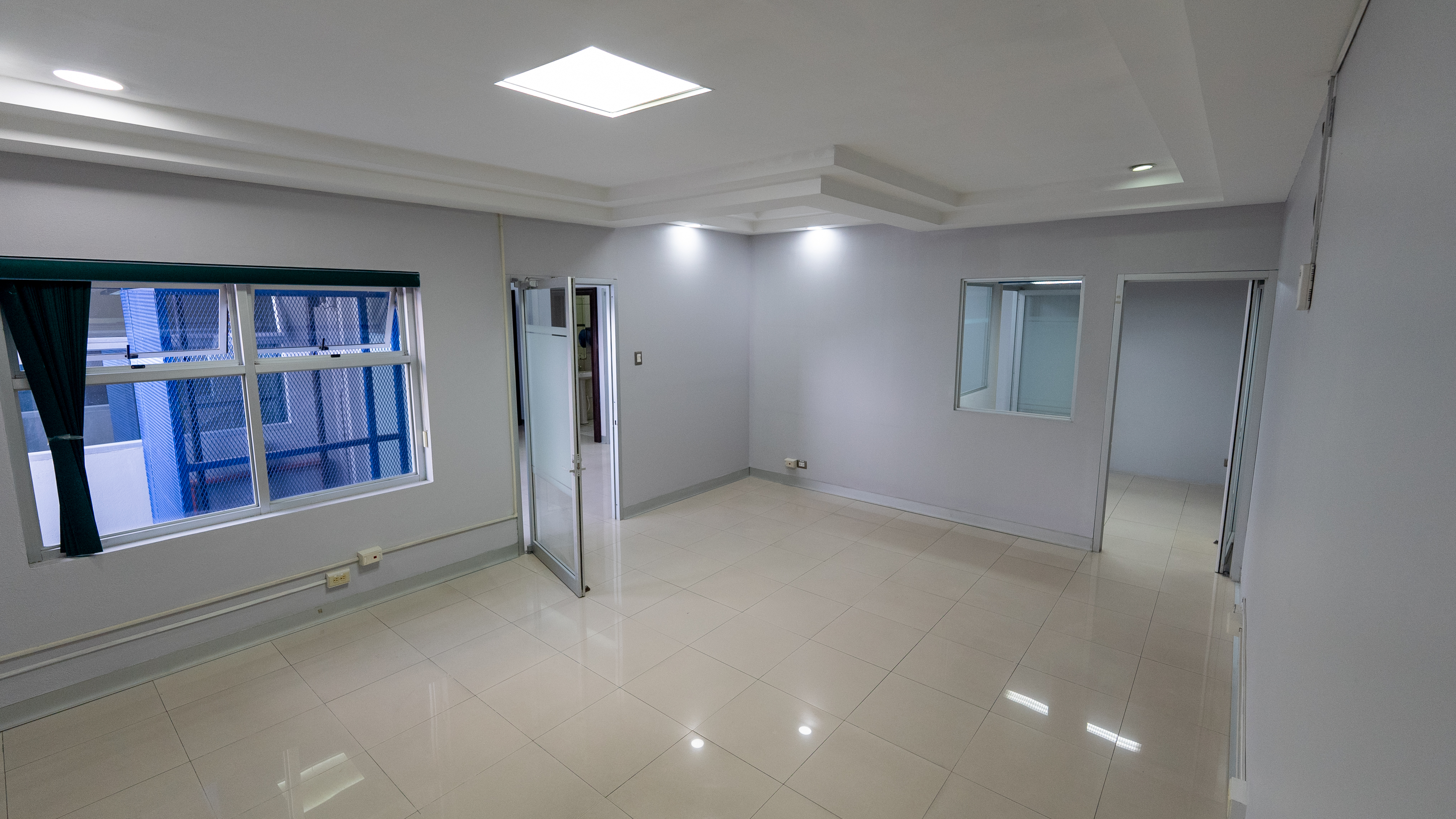 7 bed Commercial For Sale in La Uruca, San Jose - thumb 14