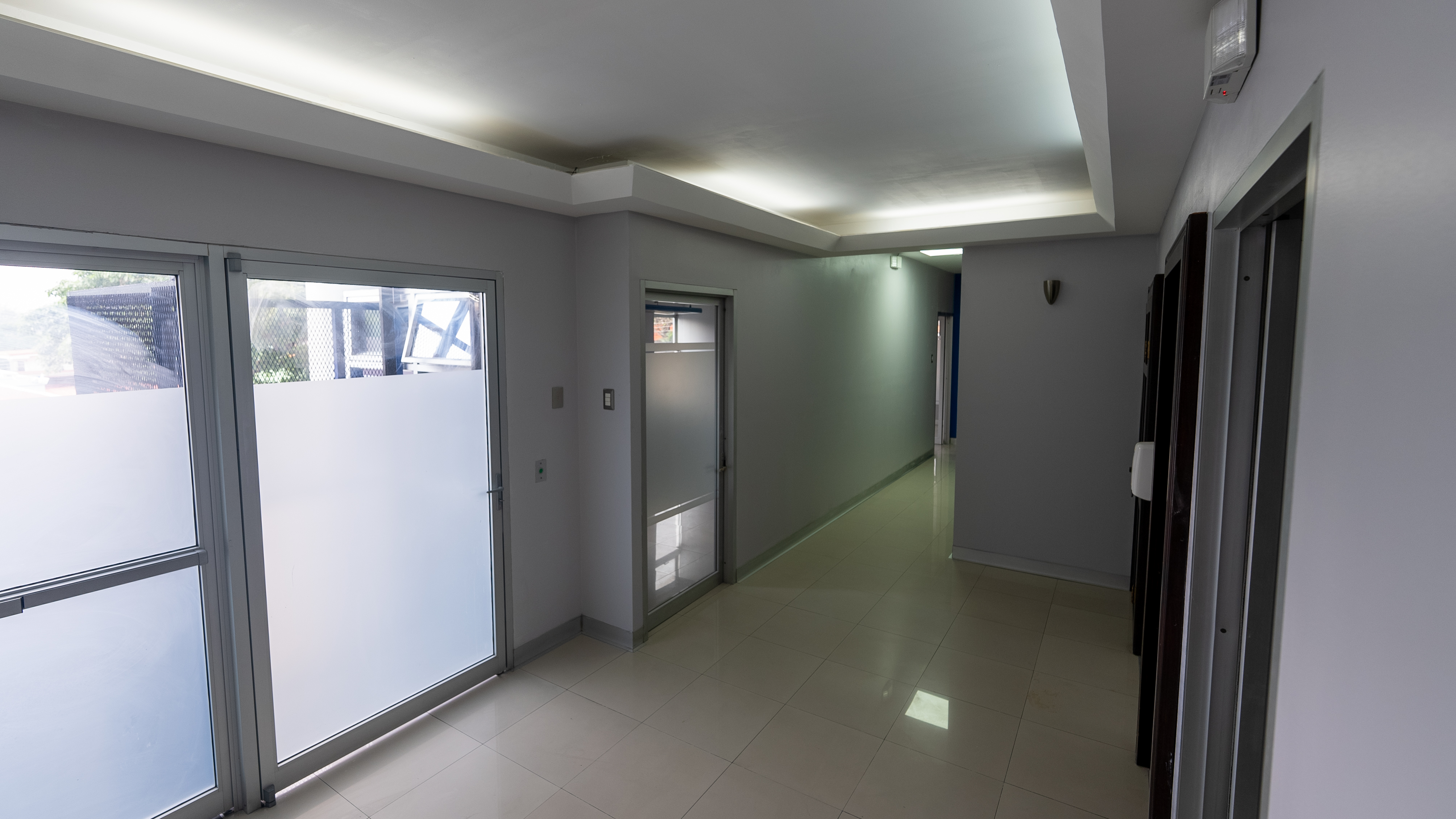 7 bed Commercial For Sale in La Uruca, San Jose - thumb 10