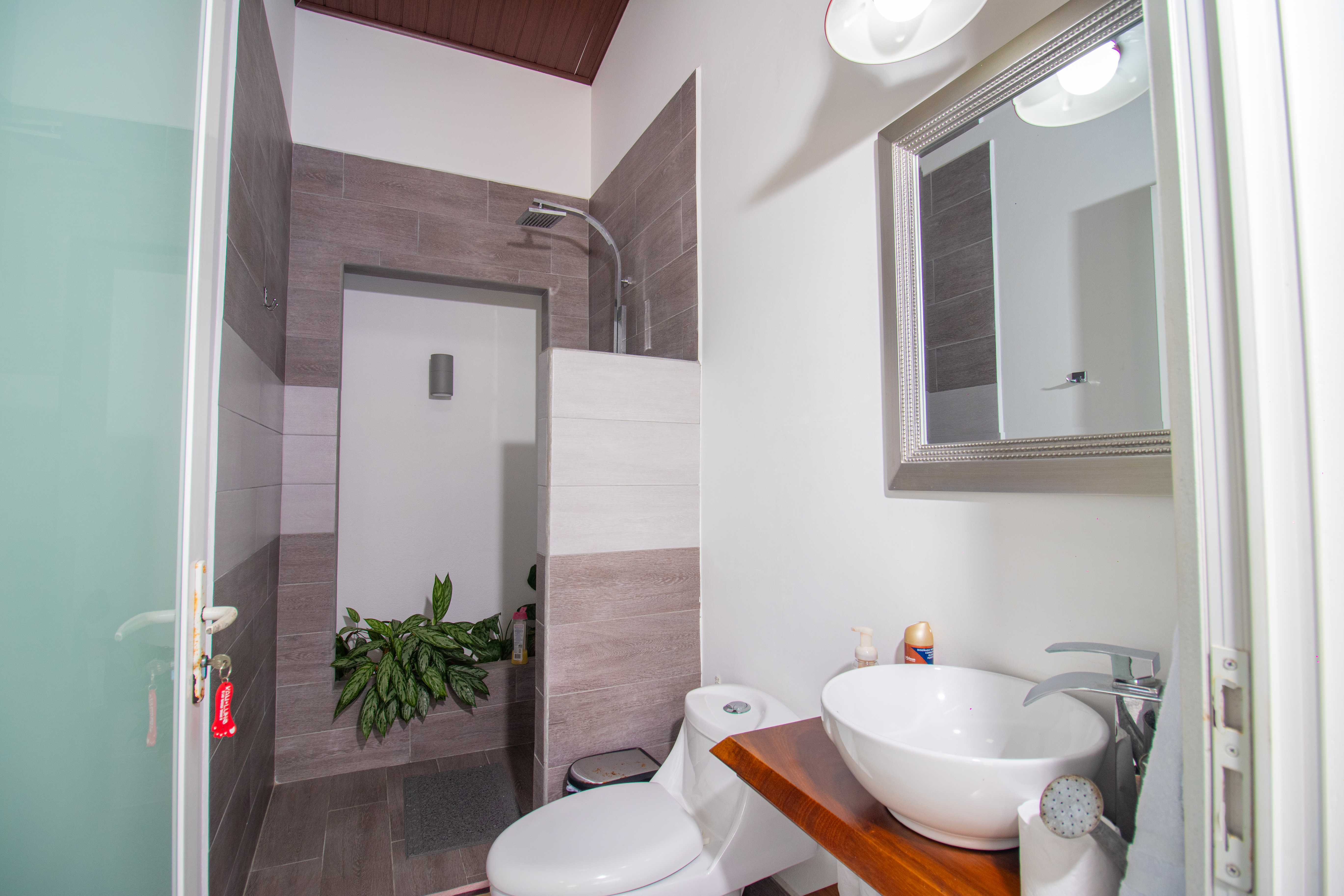 5 bed Single Family Homes For Sale in Turrubares, San Jose - thumb 11