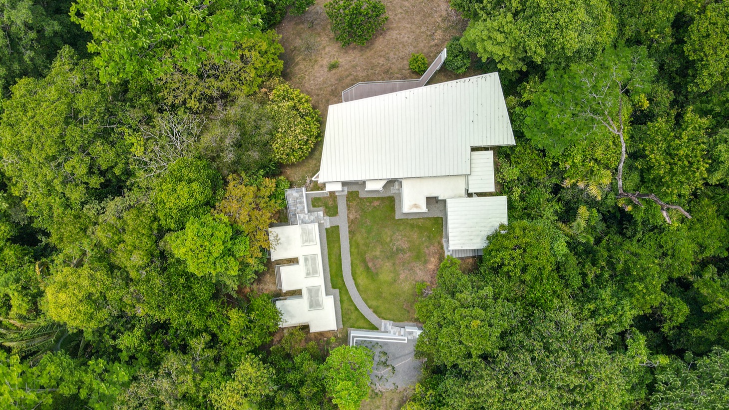 4 bed Single Family Homes For Sale in Uvita, Puntarenas - thumb 23