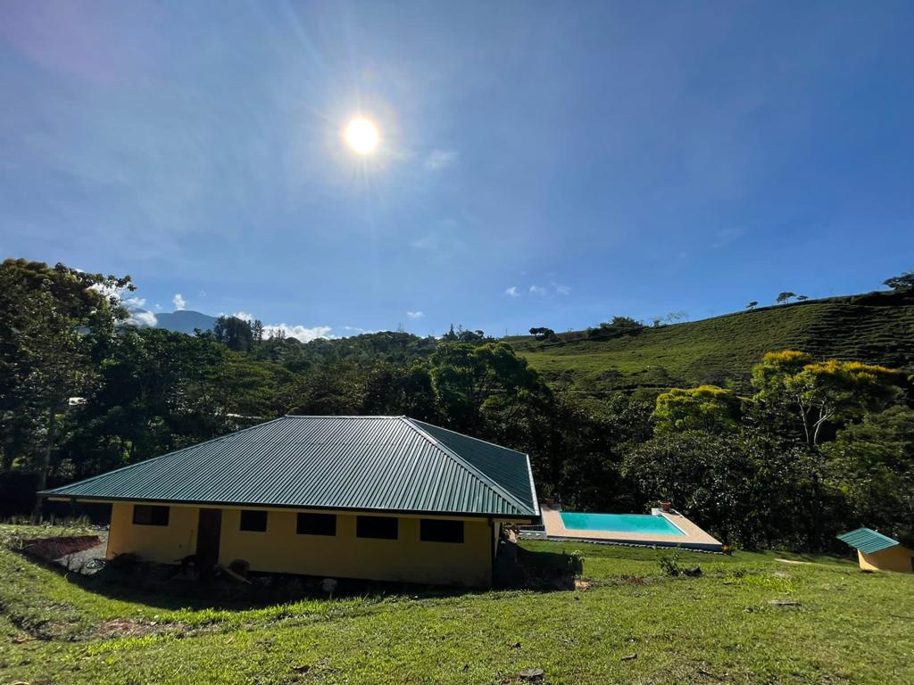 2 bed Single Family Homes For Sale in Perez Zeledon, San Jose - thumb 4