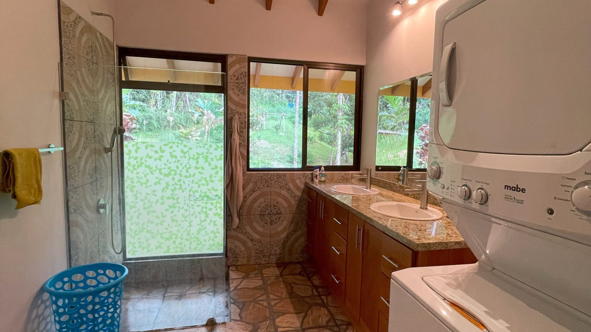 2 bed Single Family Homes For Sale in Perez Zeledon, San Jose - thumb 9