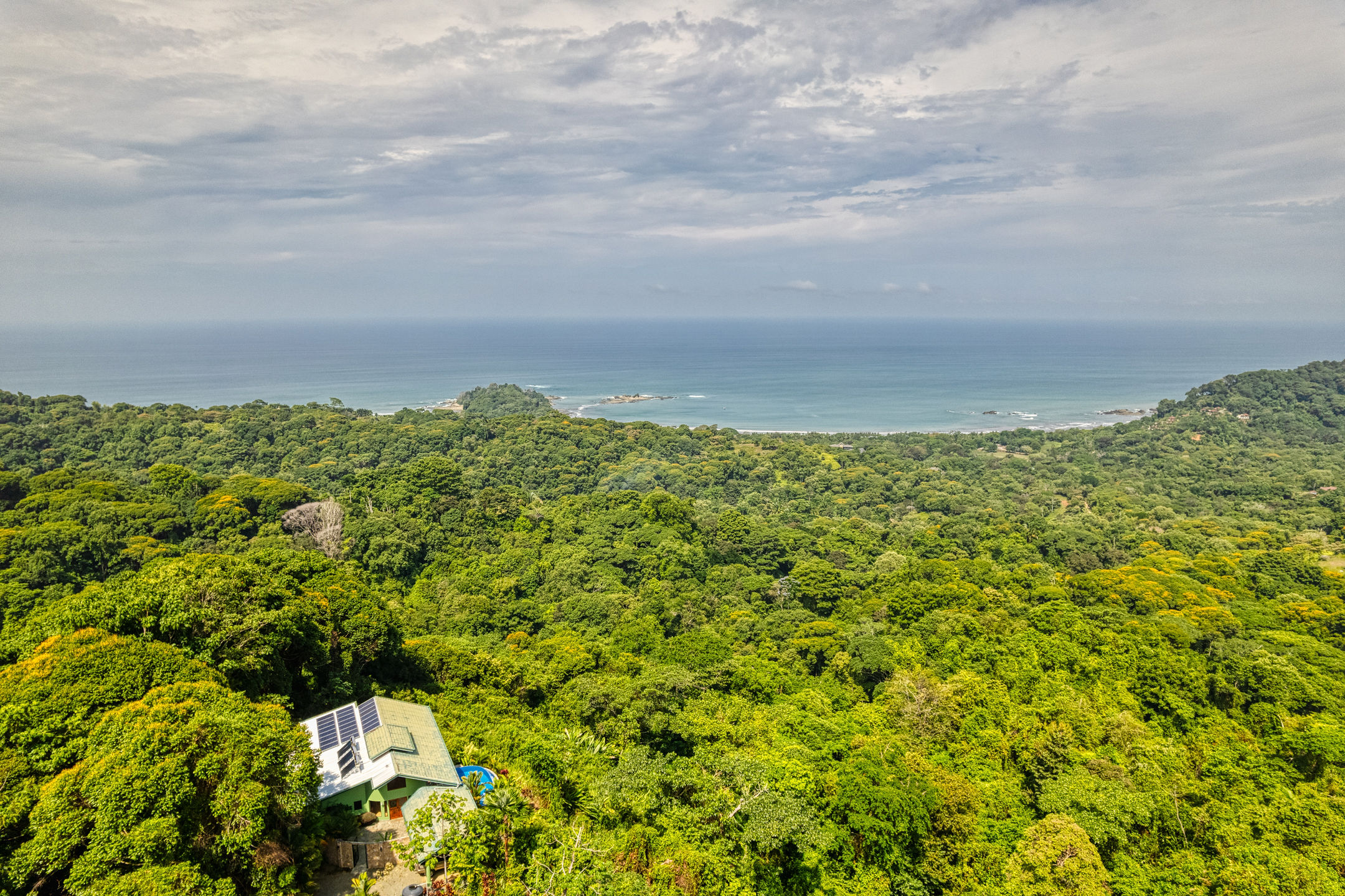 4 bed Single Family Homes For Sale in Dominical, Puntarenas - thumb 5