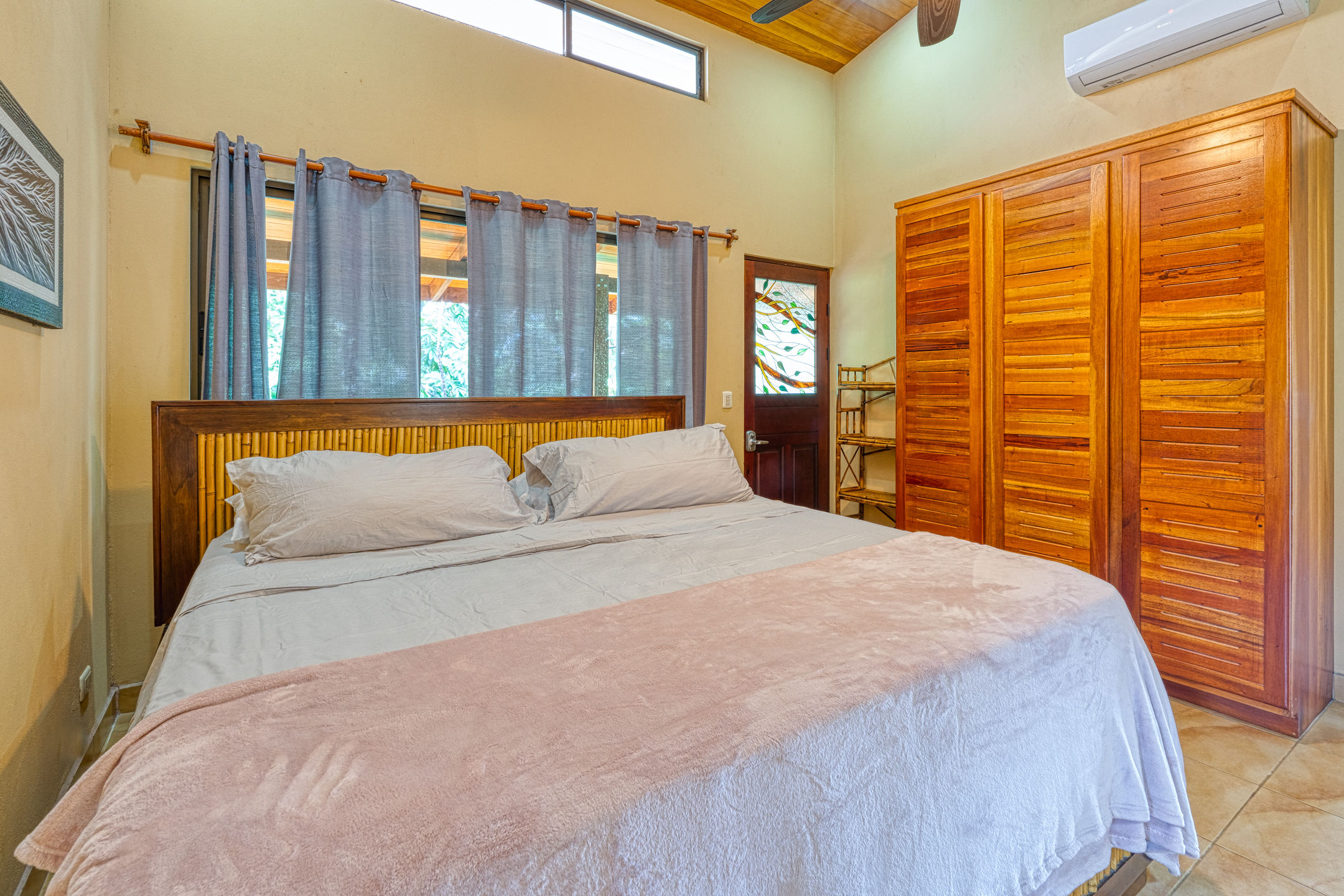 4 bed Single Family Homes For Sale in Dominical, Puntarenas - thumb 15