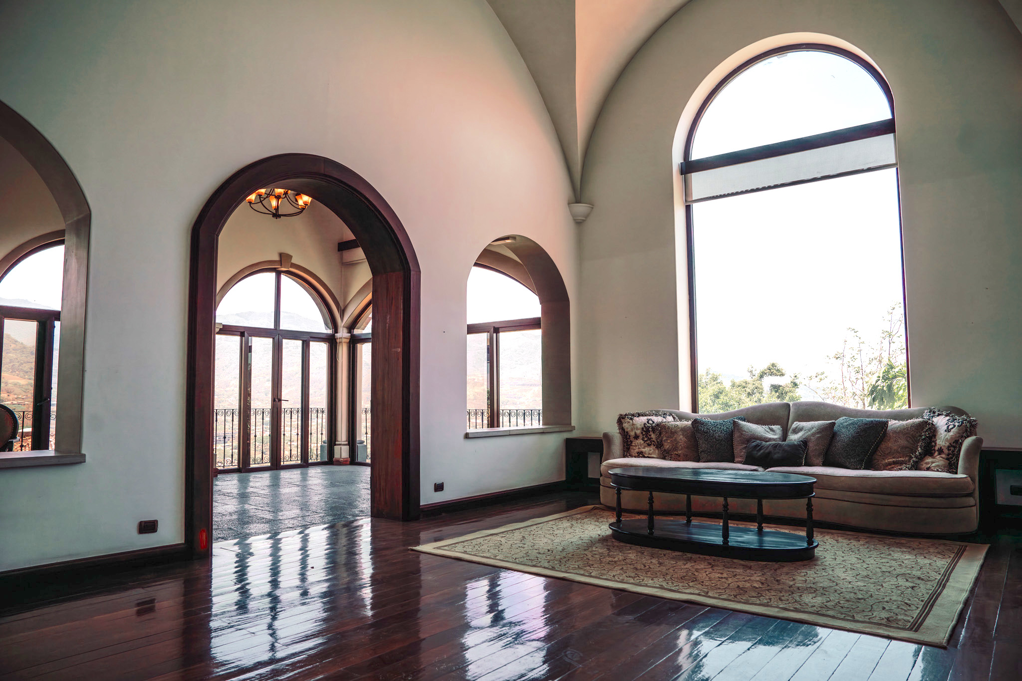 4 bed Single Family Homes For Sale in Santa Ana, San Jose - thumb 3