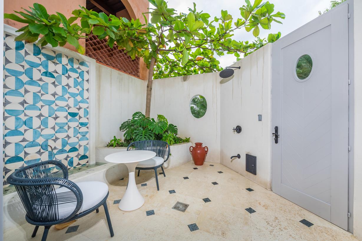 5 bed Single Family Homes For Sale in Playa Potrero, Guanacaste - thumb 25