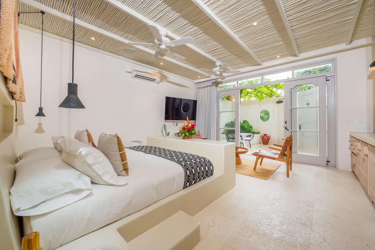 5 bed Single Family Homes For Sale in Playa Potrero, Guanacaste - thumb 23