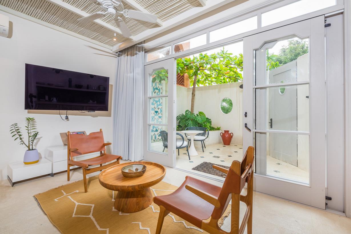 5 bed Single Family Homes For Sale in Playa Potrero, Guanacaste - thumb 11