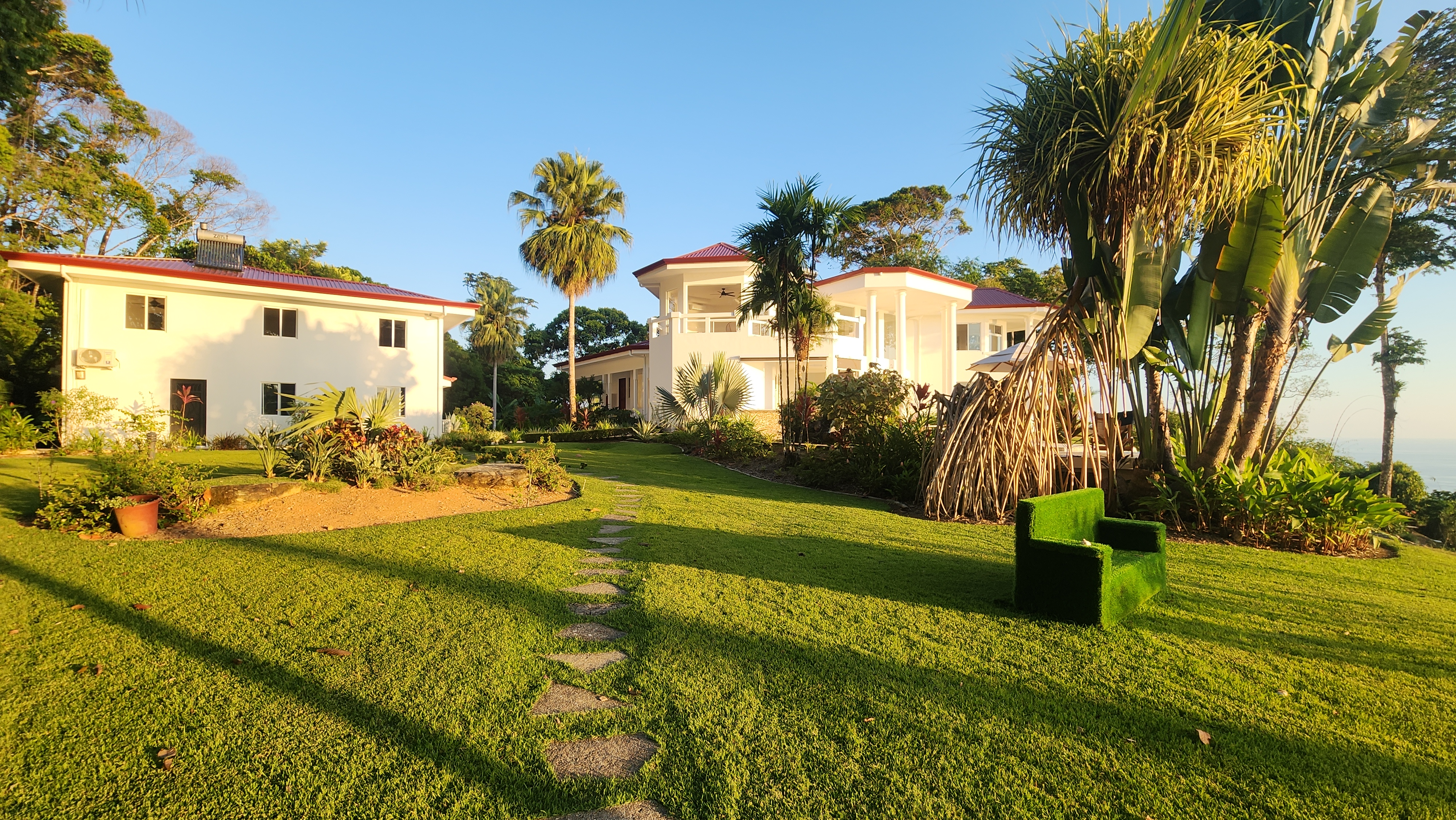 5 bed Single Family Homes For Sale in Dominical, Puntarenas - thumb 4