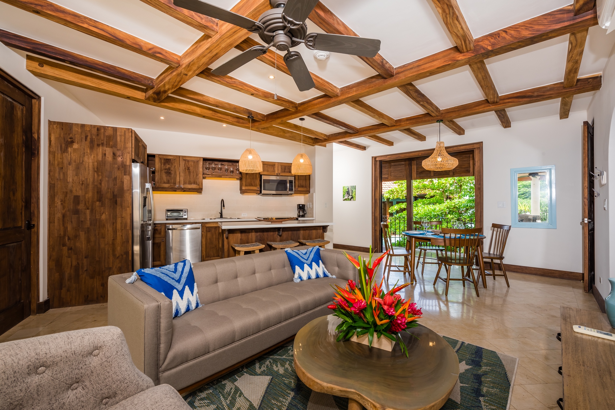 2 bed Condo For Sale in Playa Potrero, Guanacaste - thumb 10