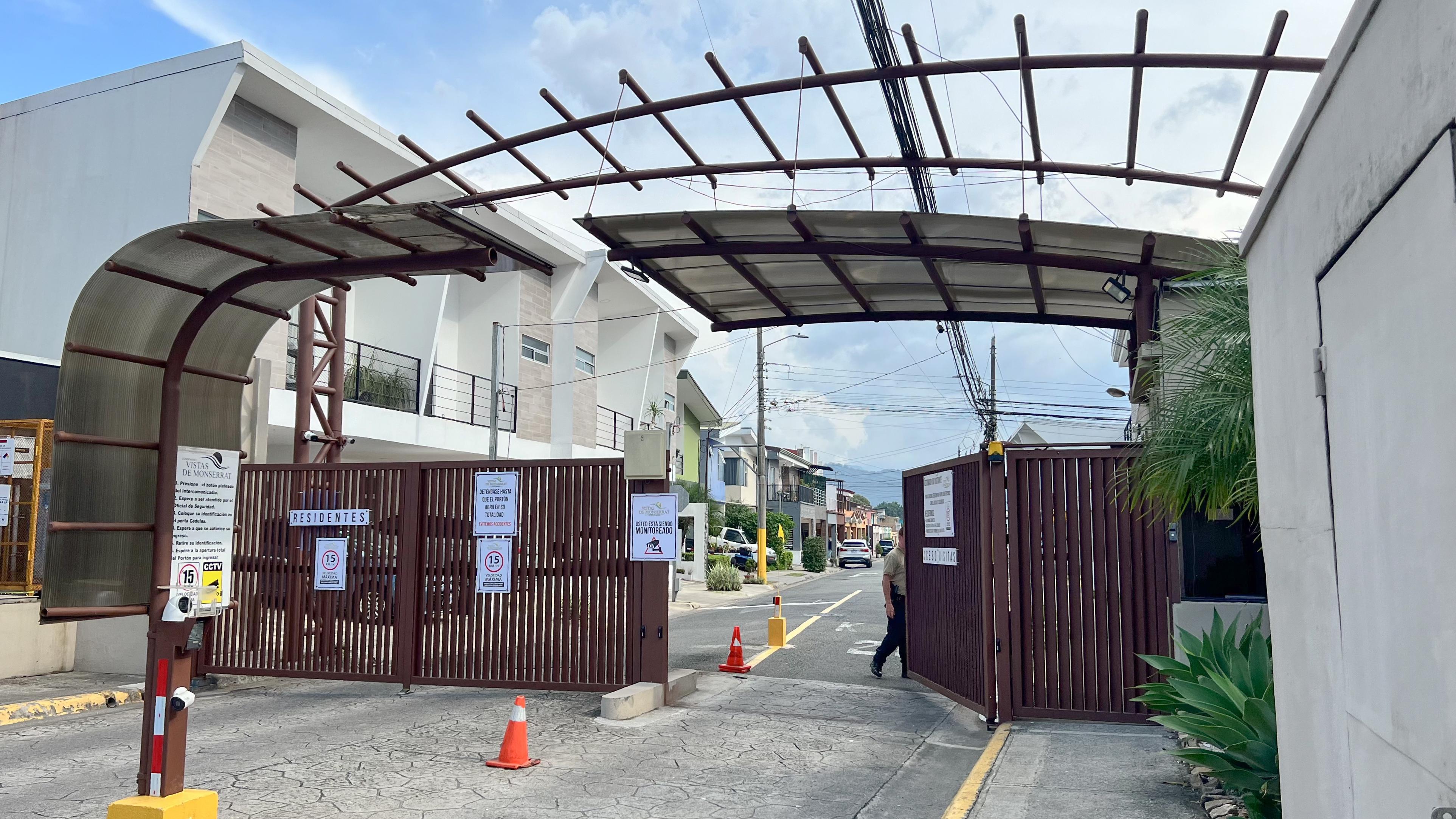 4 bed Single Family Homes For Sale in Concepción, Cartago - thumb 14