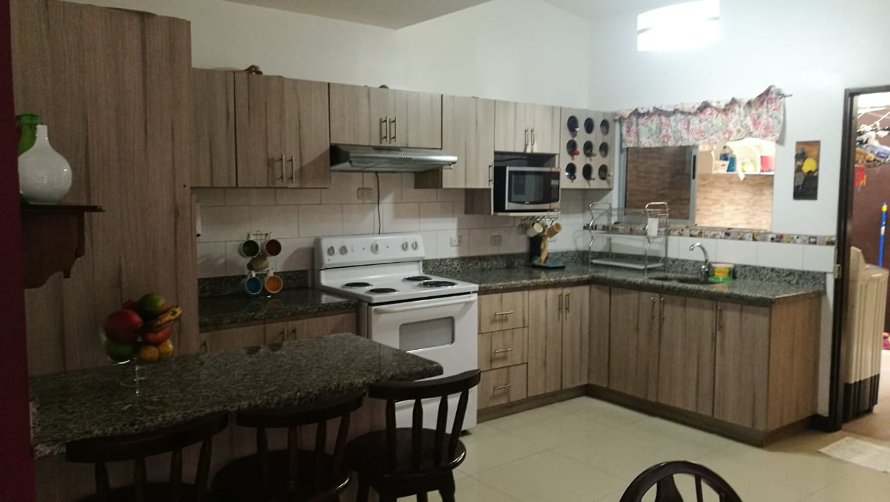 4 bed Single Family Homes For Sale in Concepción, Cartago - thumb 2