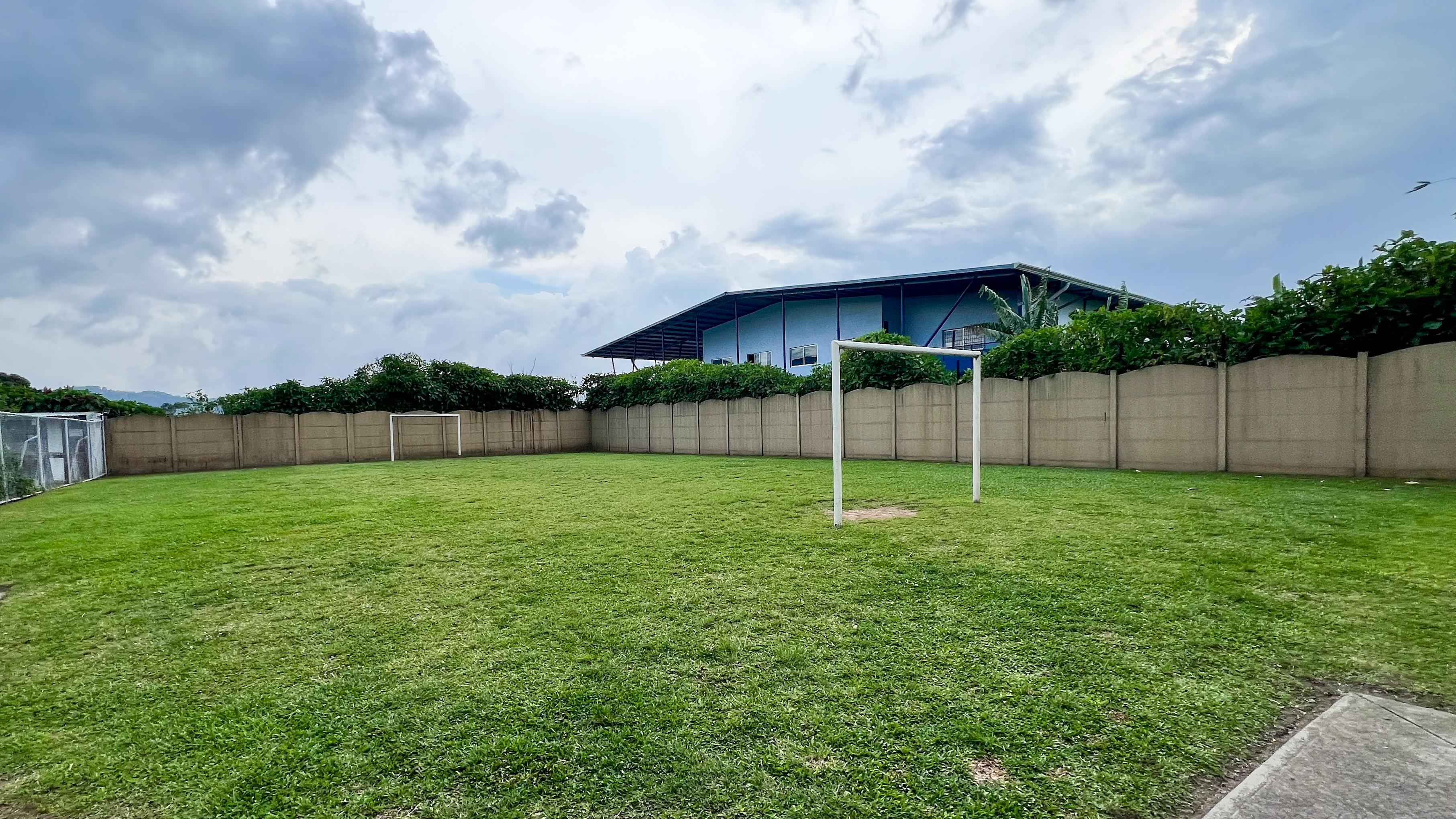 4 bed Single Family Homes For Sale in Concepción, Cartago - thumb 8