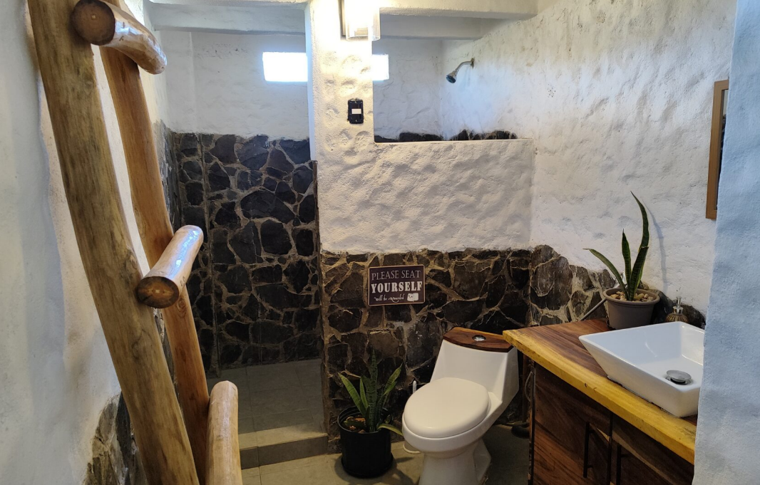 4 bed Single Family Homes For Sale in Playas Del Coco, Guanacaste - thumb 4