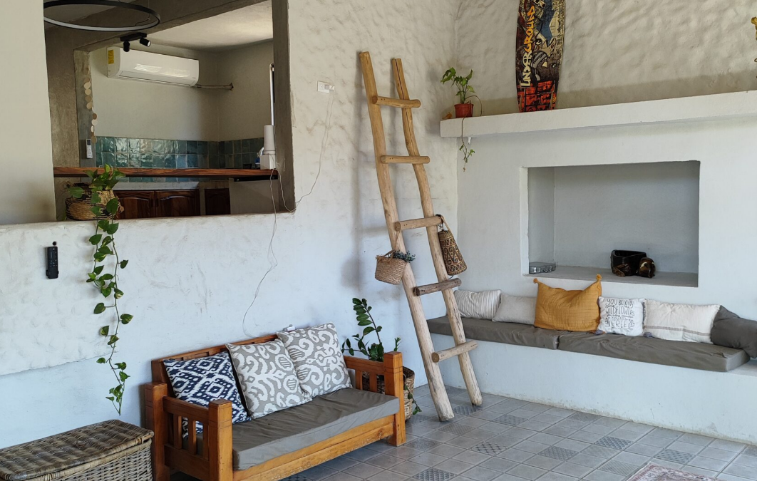 4 bed Single Family Homes For Sale in Playas Del Coco, Guanacaste - thumb 1