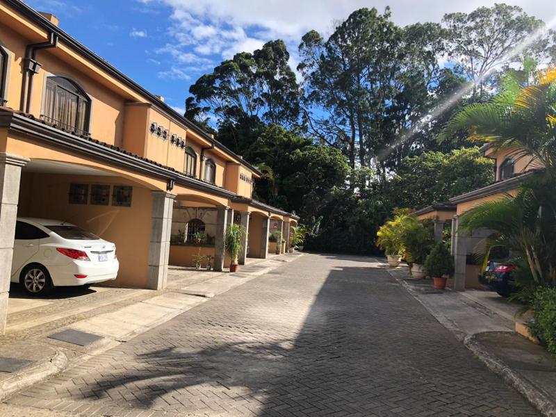 3 bed Condo For Sale in Curridabat, San Jose - thumb 2