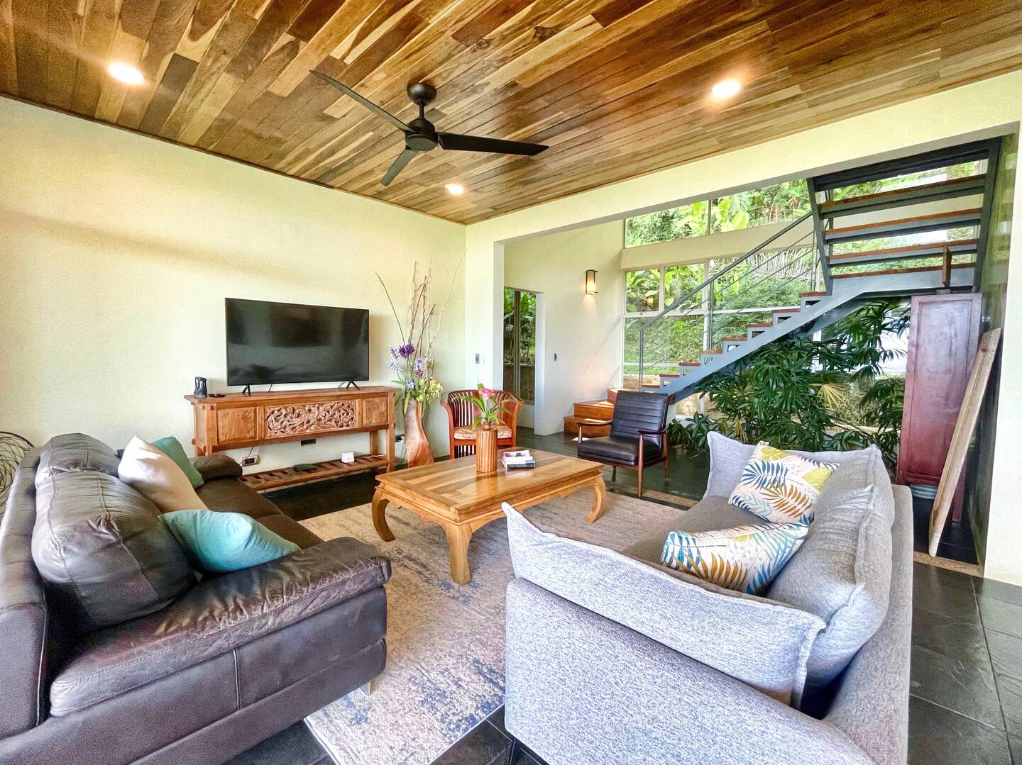 4 bed Single Family Homes For Sale in Dominical, Puntarenas - thumb 15