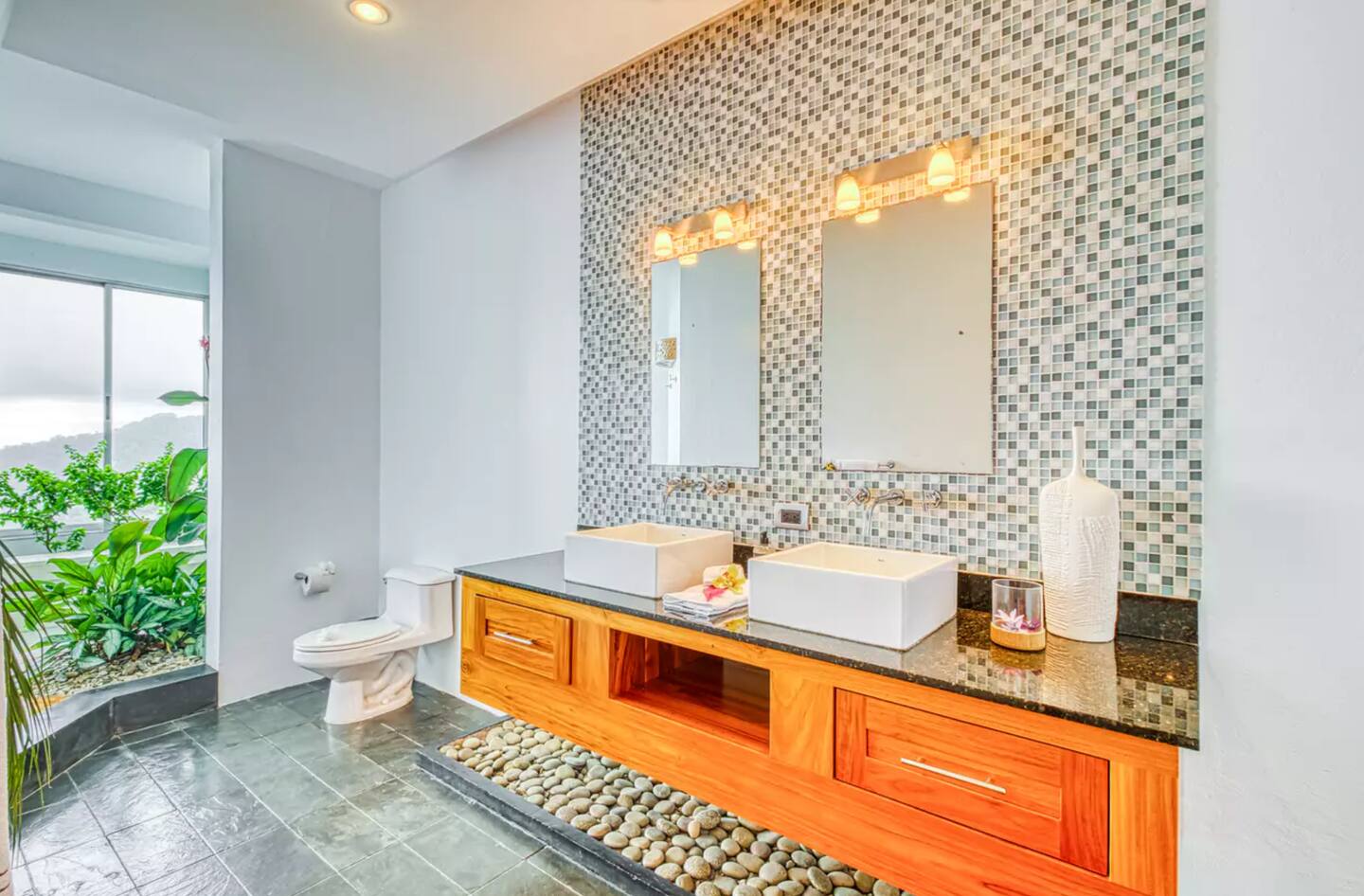 4 bed Single Family Homes For Sale in Dominical, Puntarenas - thumb 24