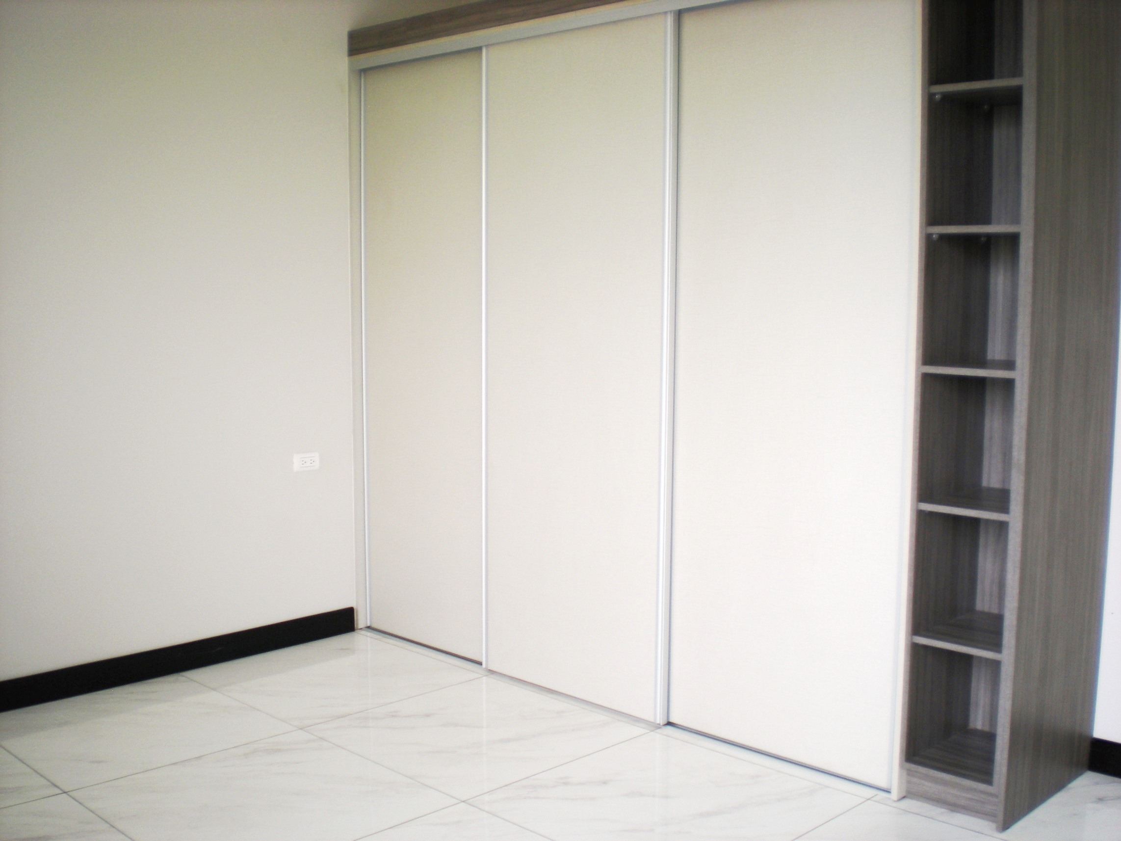 3 bed Single Family Homes For Sale in Ciudad Cariari, Heredia - thumb 12