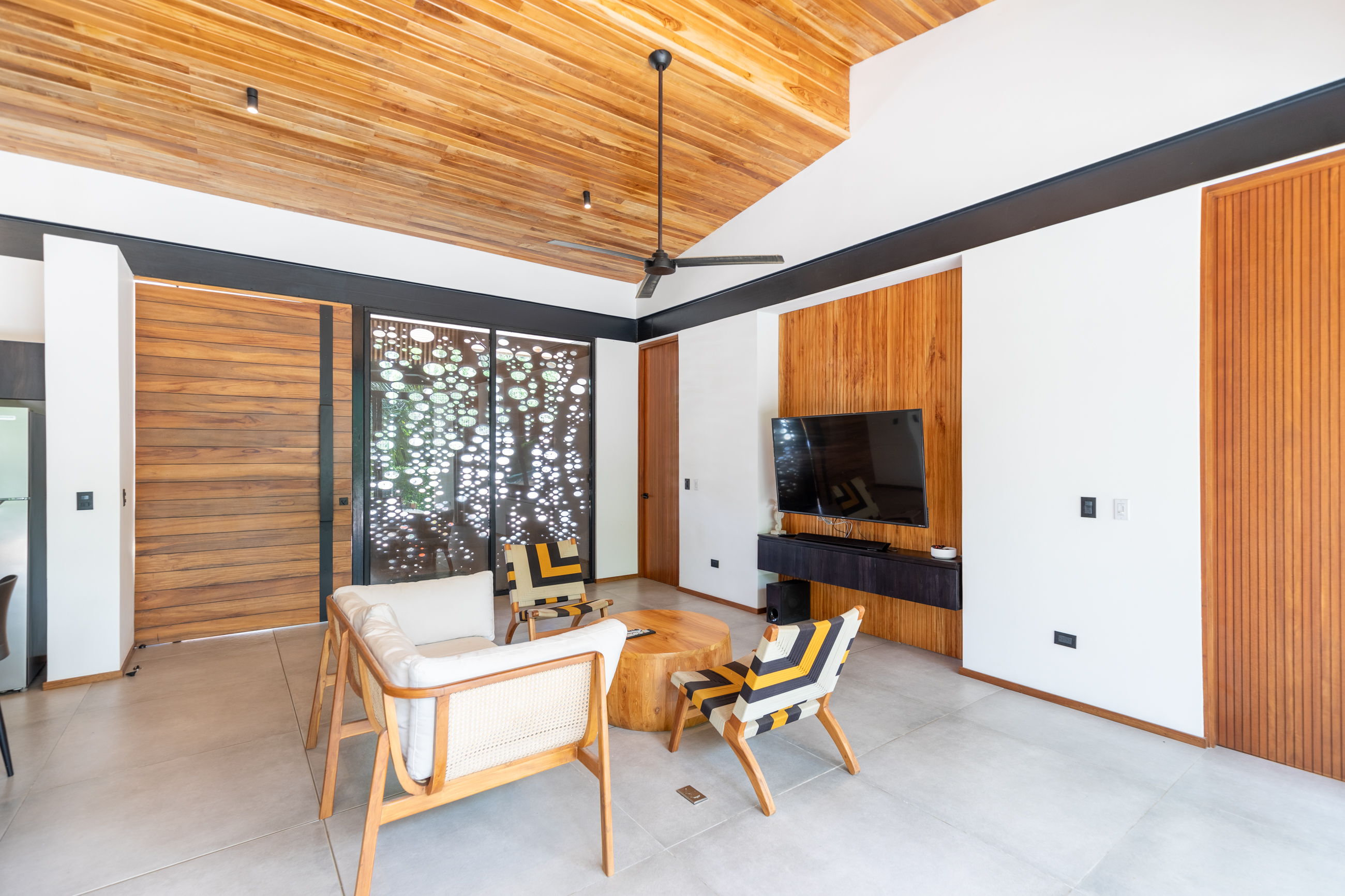 4 bed Single Family Homes For Sale in Nosara, Guanacaste - thumb 9