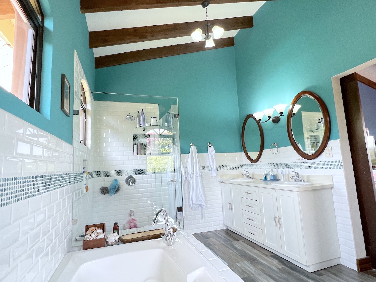 7 bed Single Family Homes For Sale in Escazu, San Jose - thumb 14