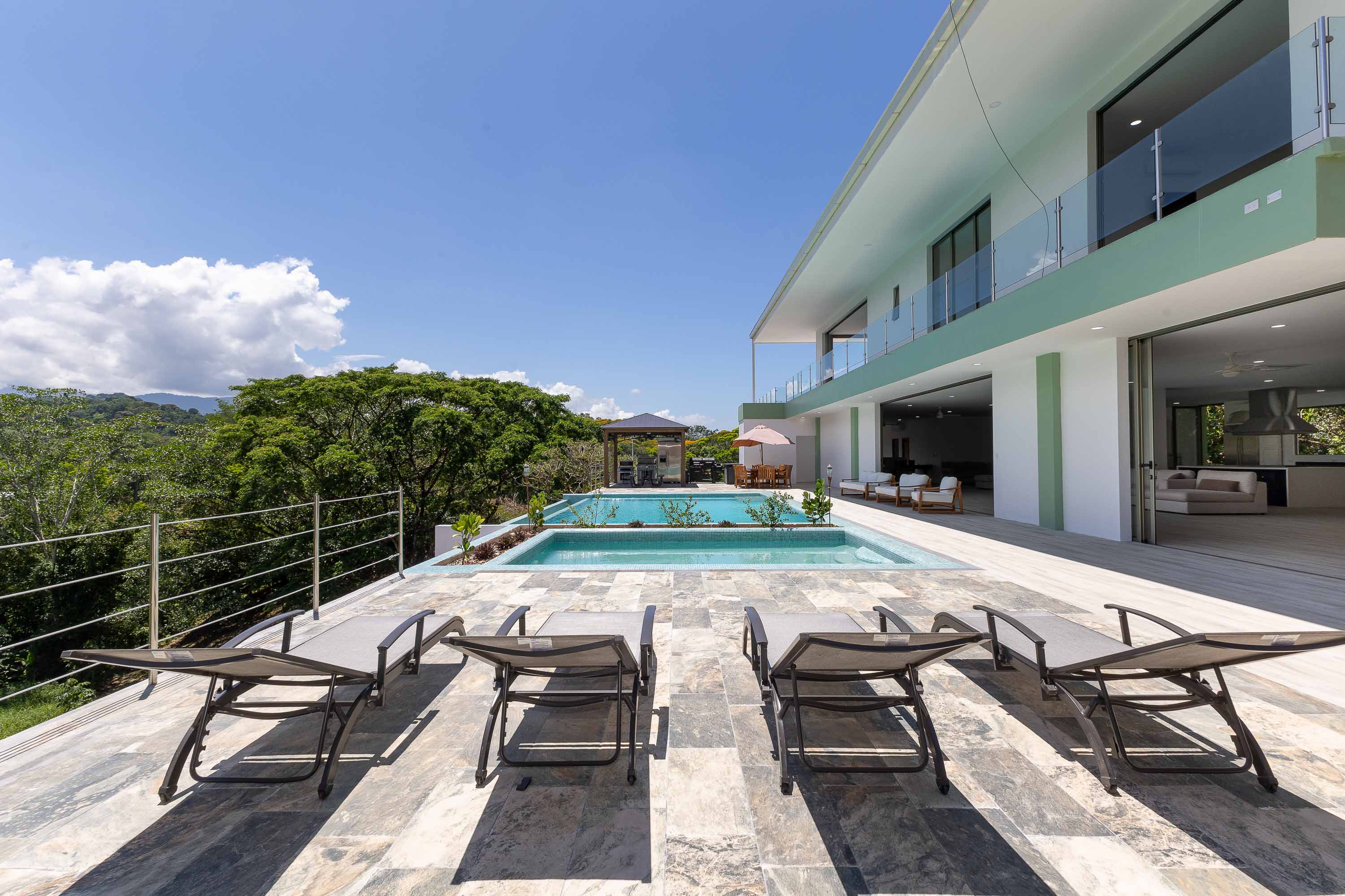 7 bed Single Family Homes For Sale in Quepos, Puntarenas - thumb 10