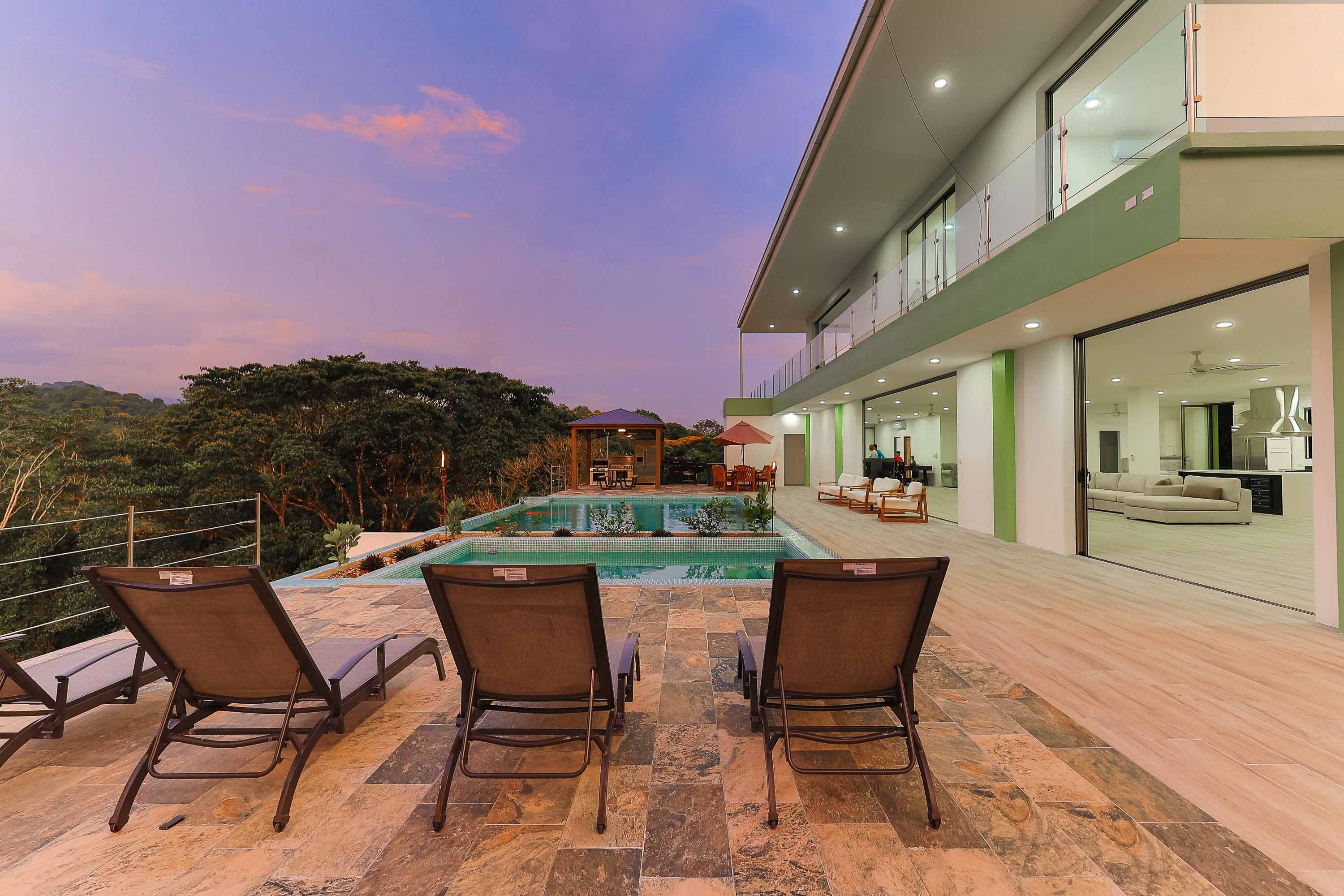 7 bed Single Family Homes For Sale in Quepos, Puntarenas - thumb 11