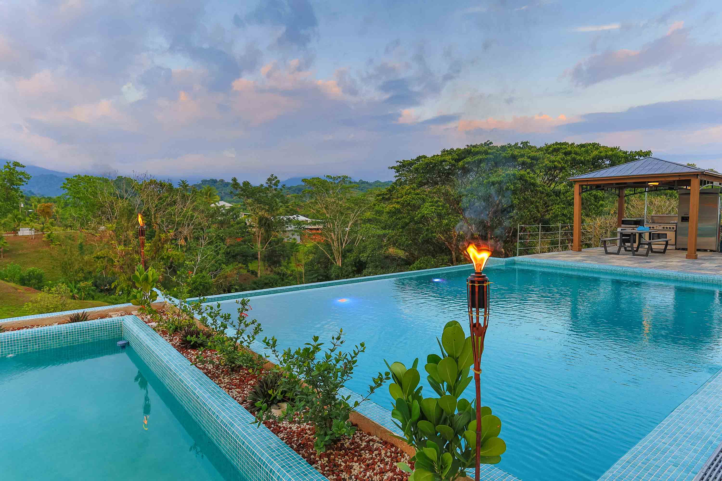 7 bed Single Family Homes For Sale in Quepos, Puntarenas - thumb 9