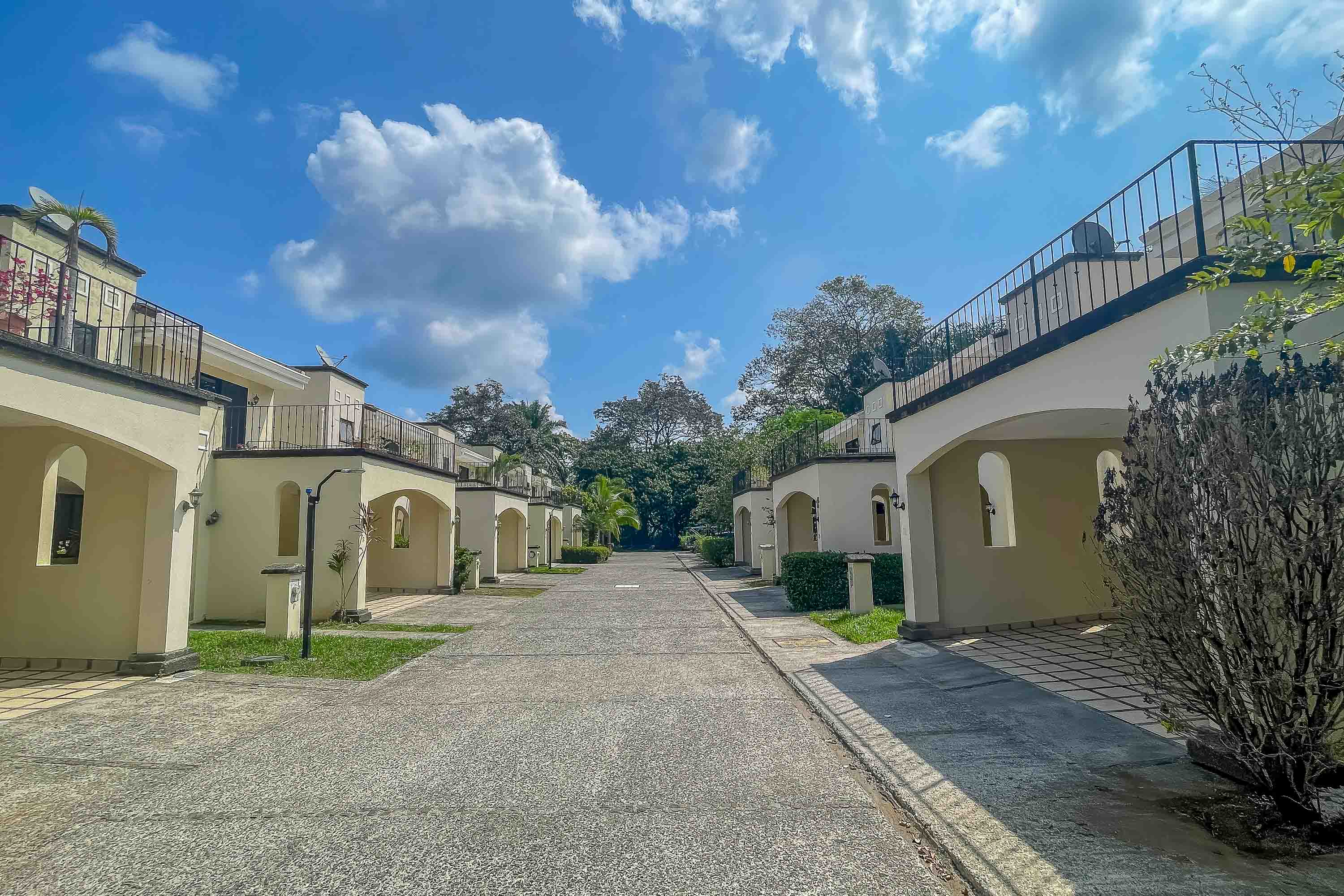 3 bed Single Family Homes For Sale in Quepos, Puntarenas - thumb 1