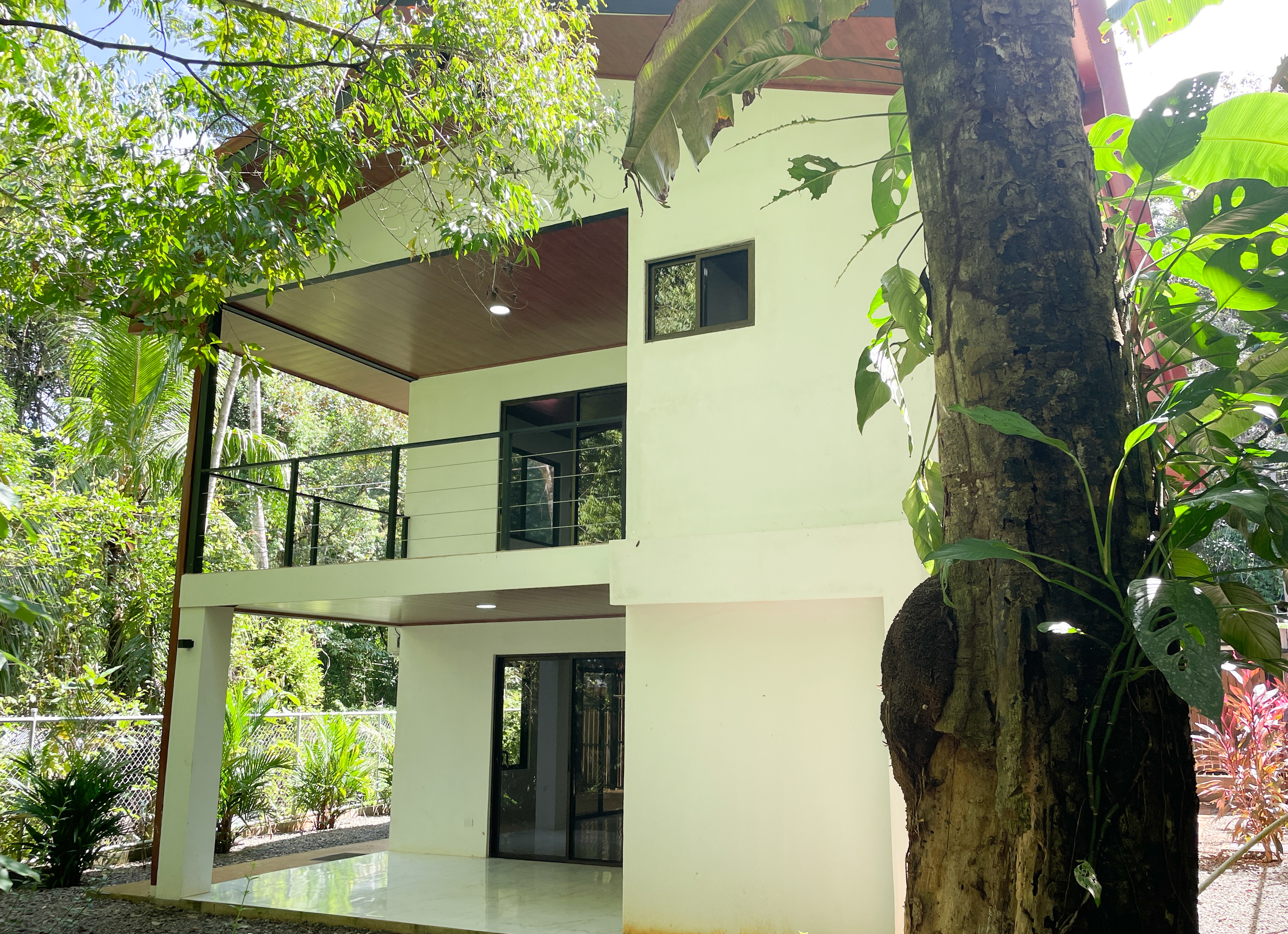 4 bed Single Family Homes For Sale in Uvita, Puntarenas - thumb 3