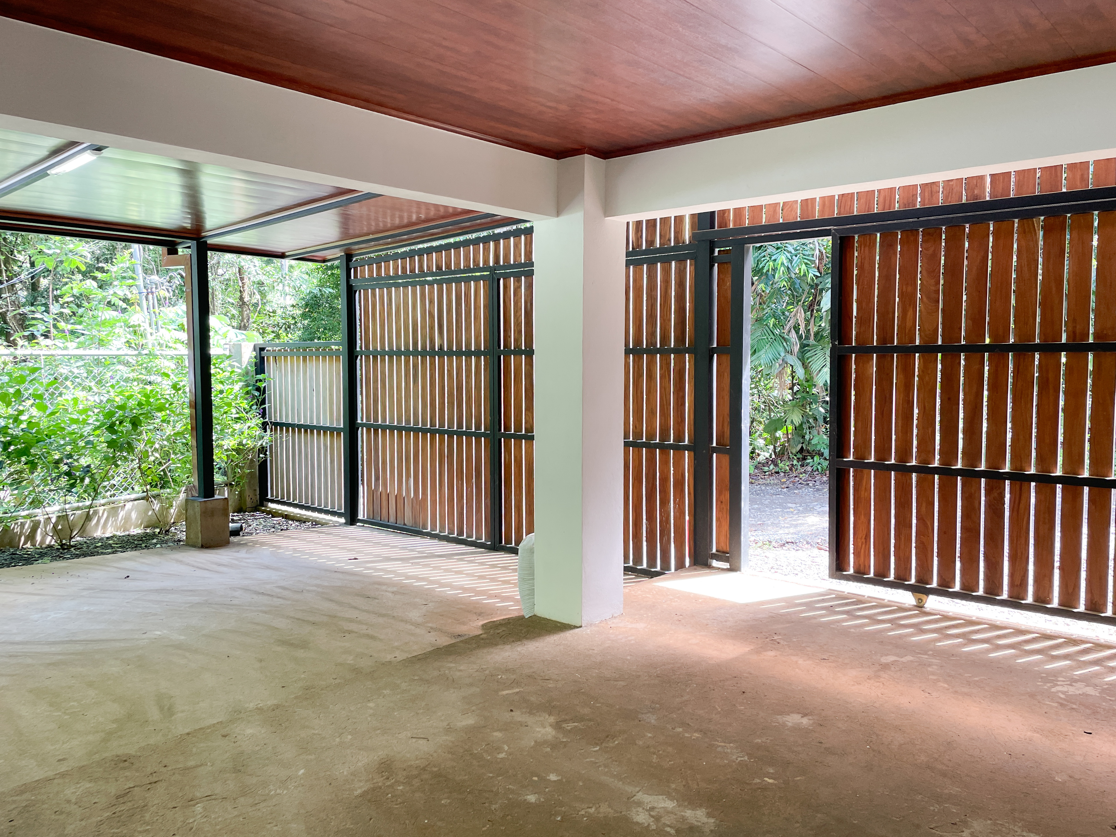 4 bed Single Family Homes For Sale in Uvita, Puntarenas - thumb 5