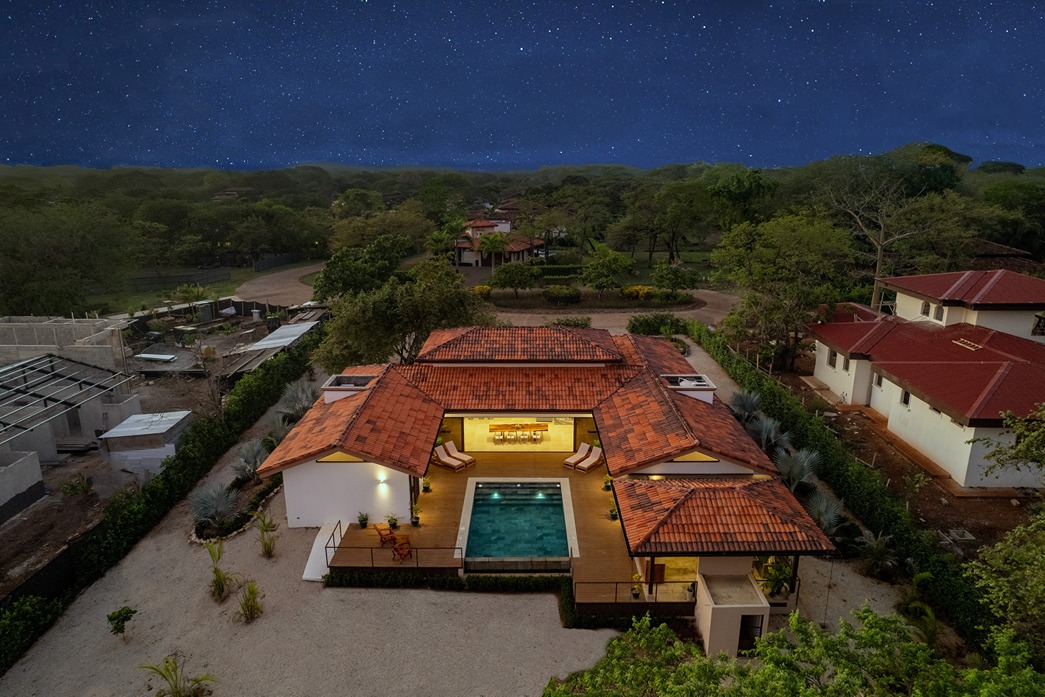 4 bed Single Family Homes For Sale in Hacienda Pinilla, Guanacaste - thumb 2