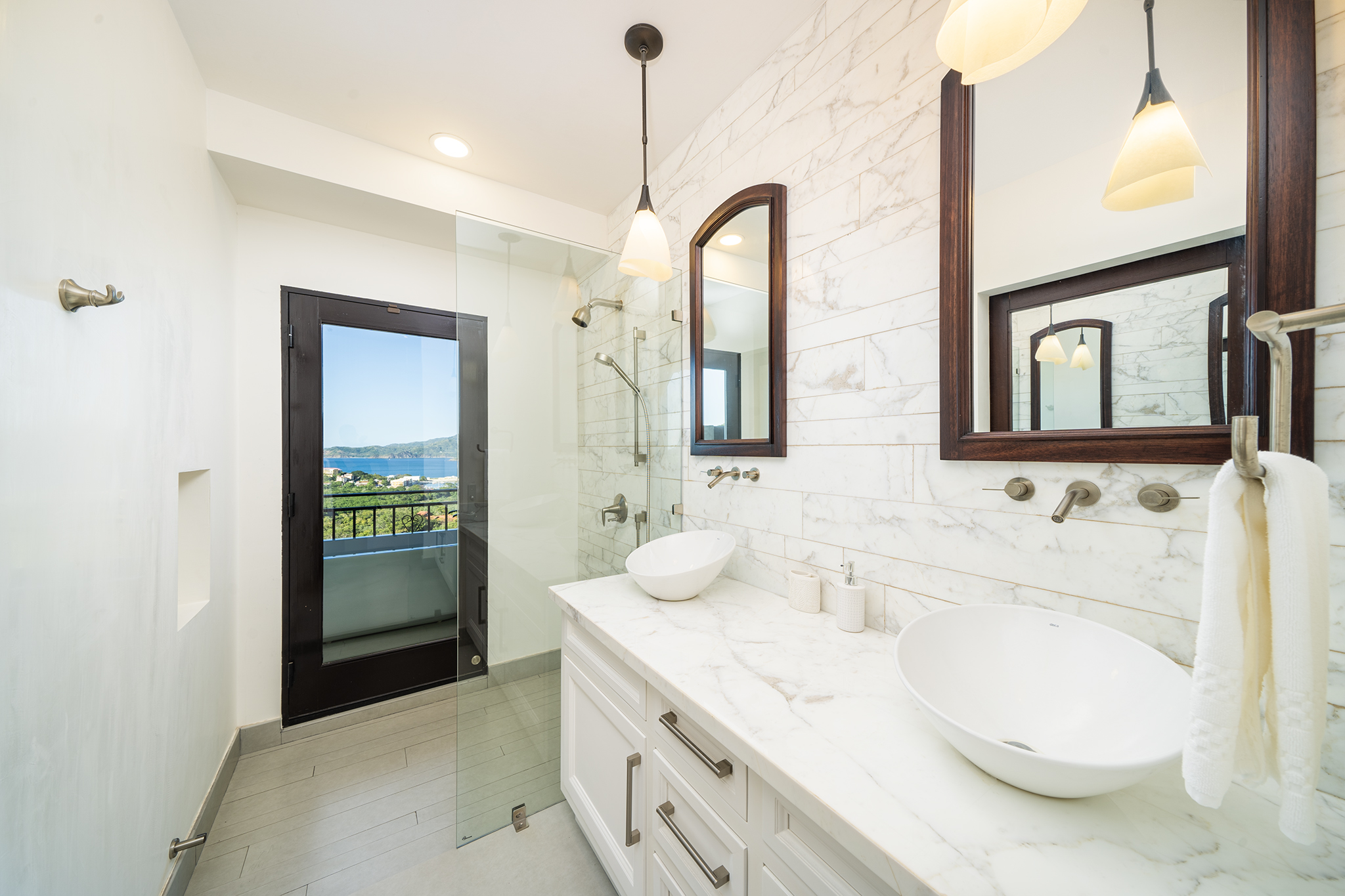 5 bed Single Family Homes For Sale in Playa Flamingo, Guanacaste - thumb 18