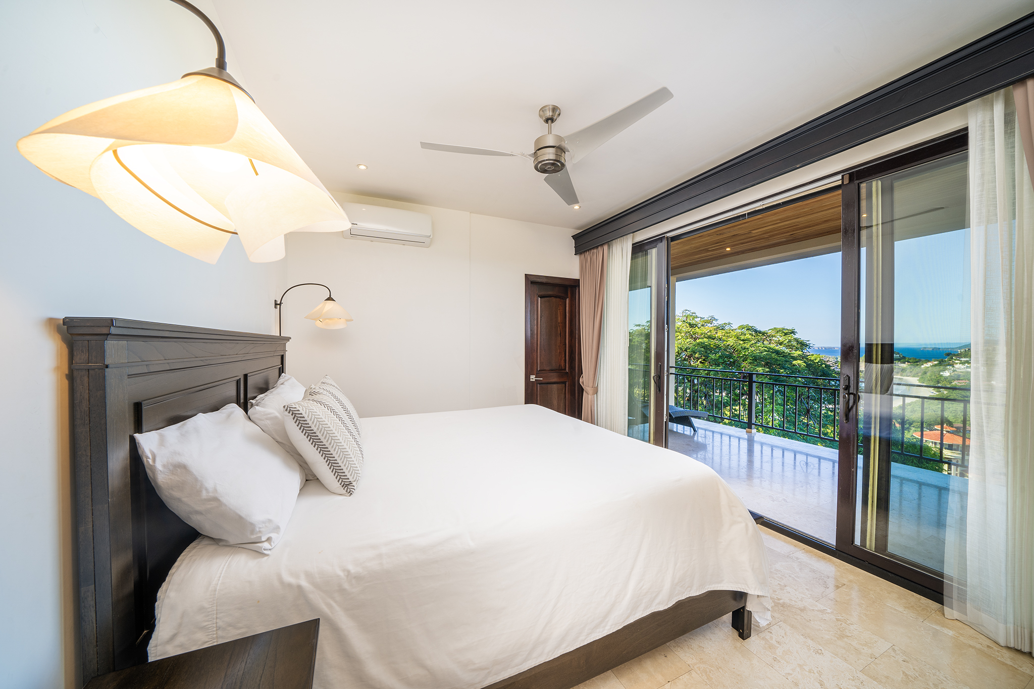 5 bed Single Family Homes For Sale in Playa Flamingo, Guanacaste - thumb 16