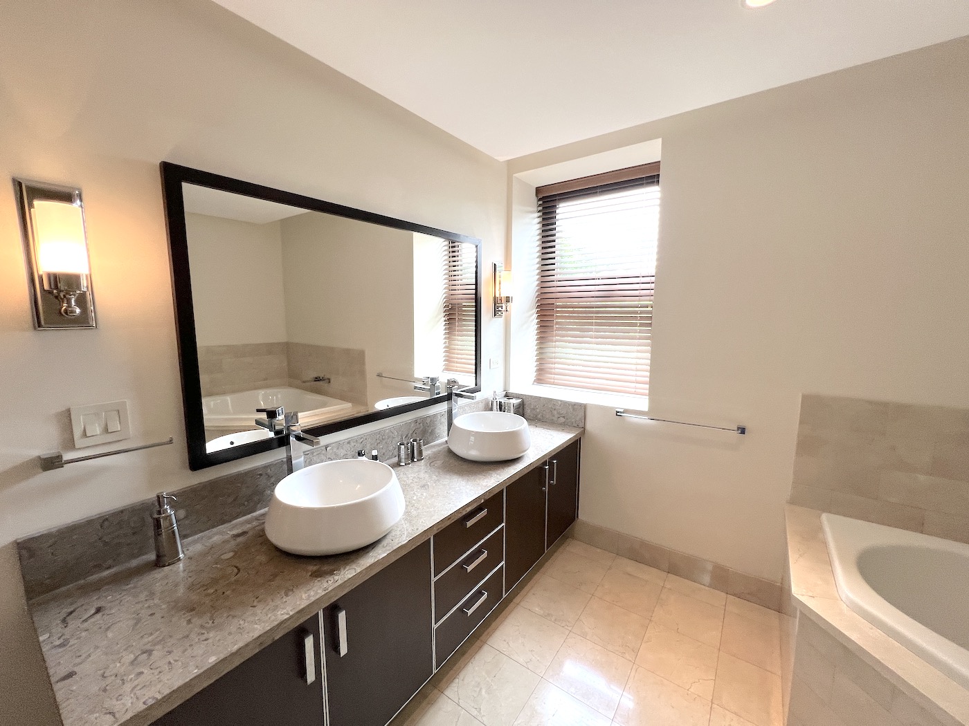 4 bed Apartment For Sale in Jaboncillo, San Jose - thumb 17