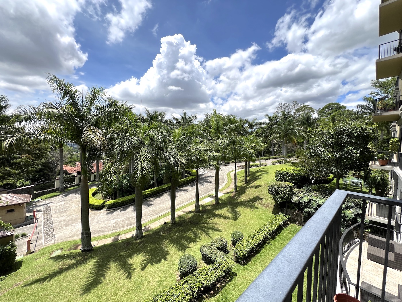 4 bed Apartment For Sale in Jaboncillo, San Jose - thumb 8