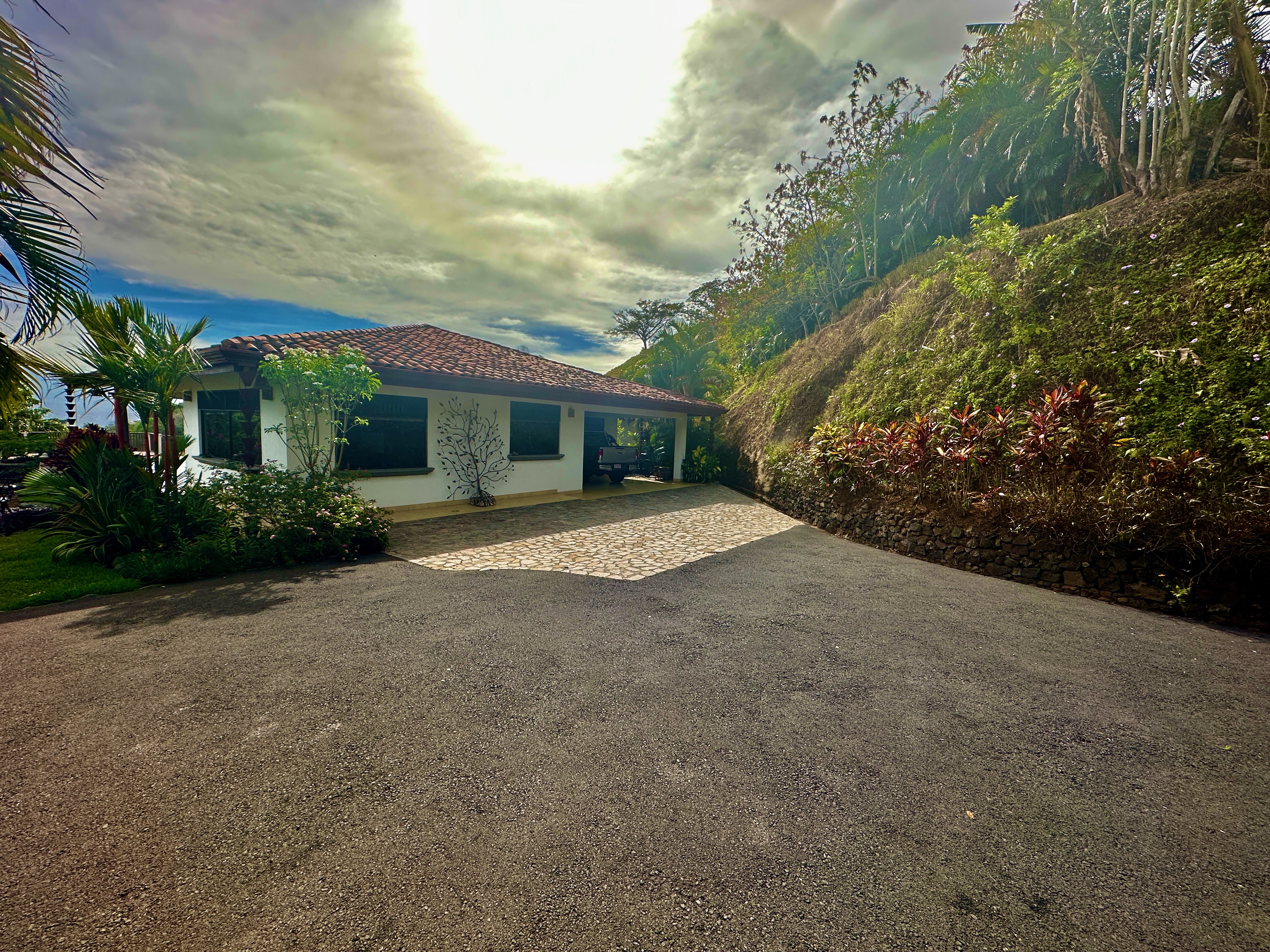 3 bed Single Family Homes For Sale in Atenas, Alajuela - thumb 4