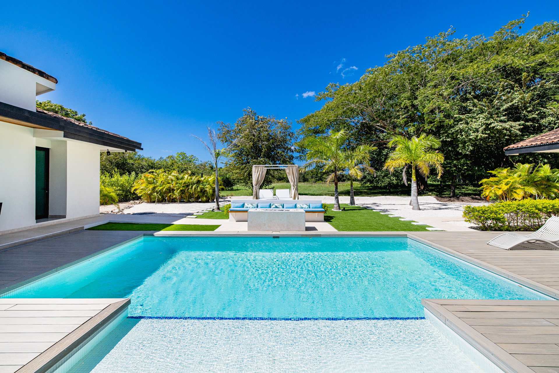 6 bed Single Family Homes For Sale in Avellanas, Guanacaste - thumb 5