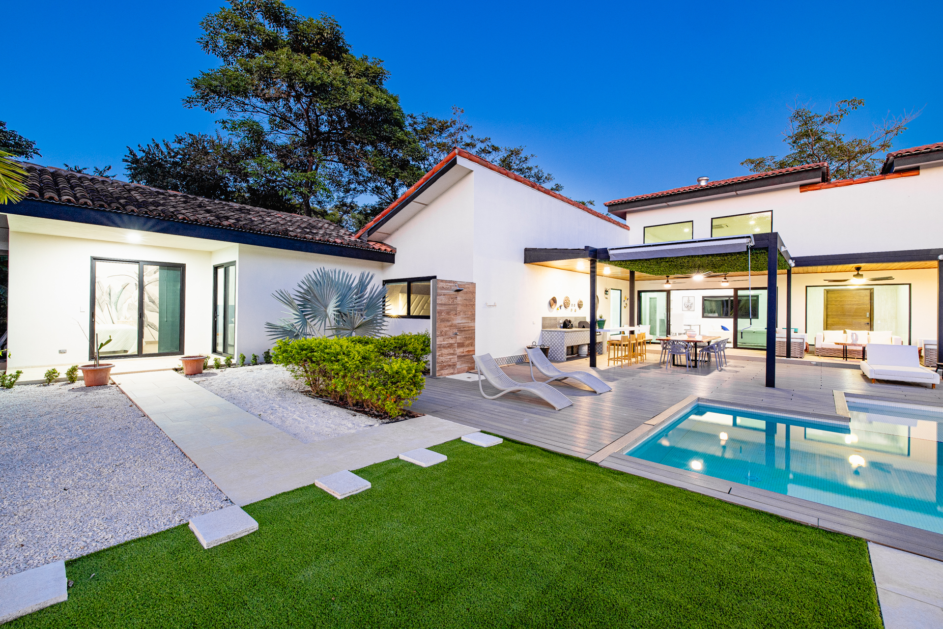 6 bed Single Family Homes For Sale in Avellanas, Guanacaste - thumb 18