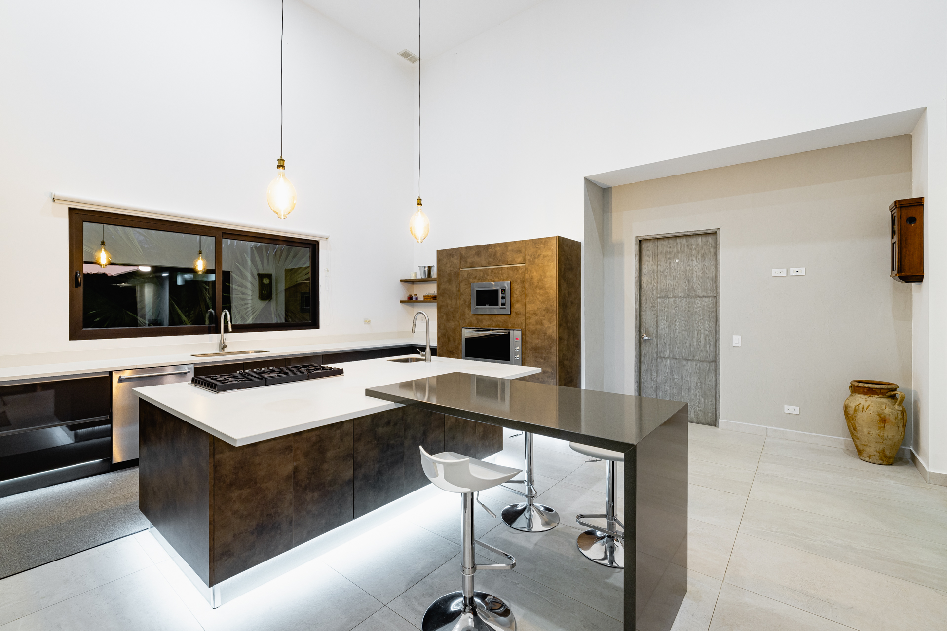 6 bed Single Family Homes For Sale in Avellanas, Guanacaste - thumb 11