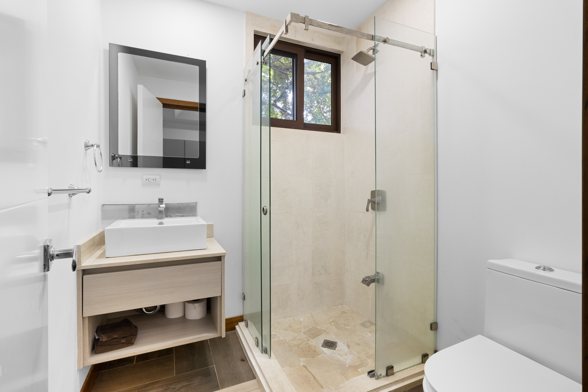 4 bed Single Family Homes For Sale in Playa Conchal, Guanacaste - thumb 21