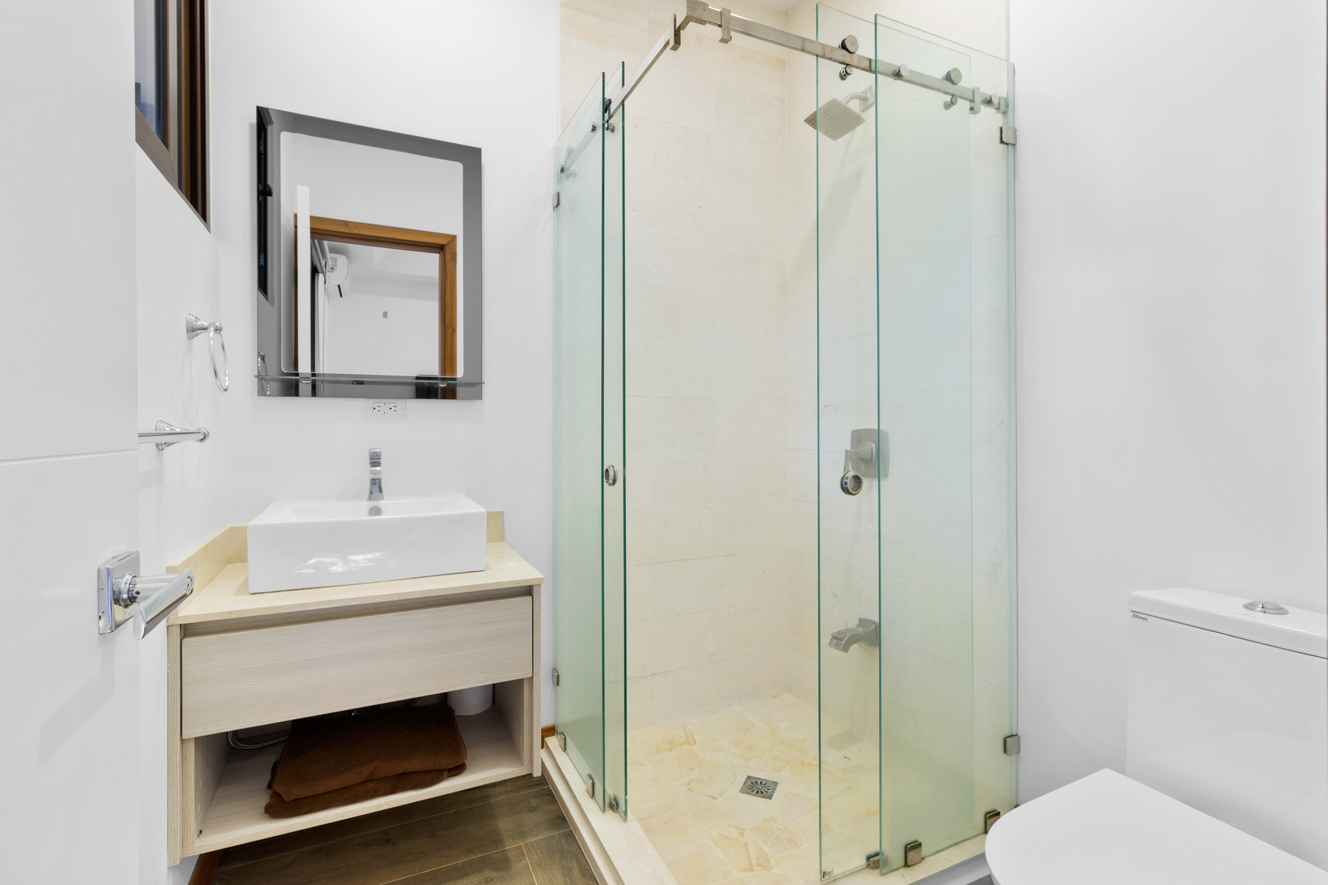 4 bed Single Family Homes For Sale in Playa Conchal, Guanacaste - thumb 25