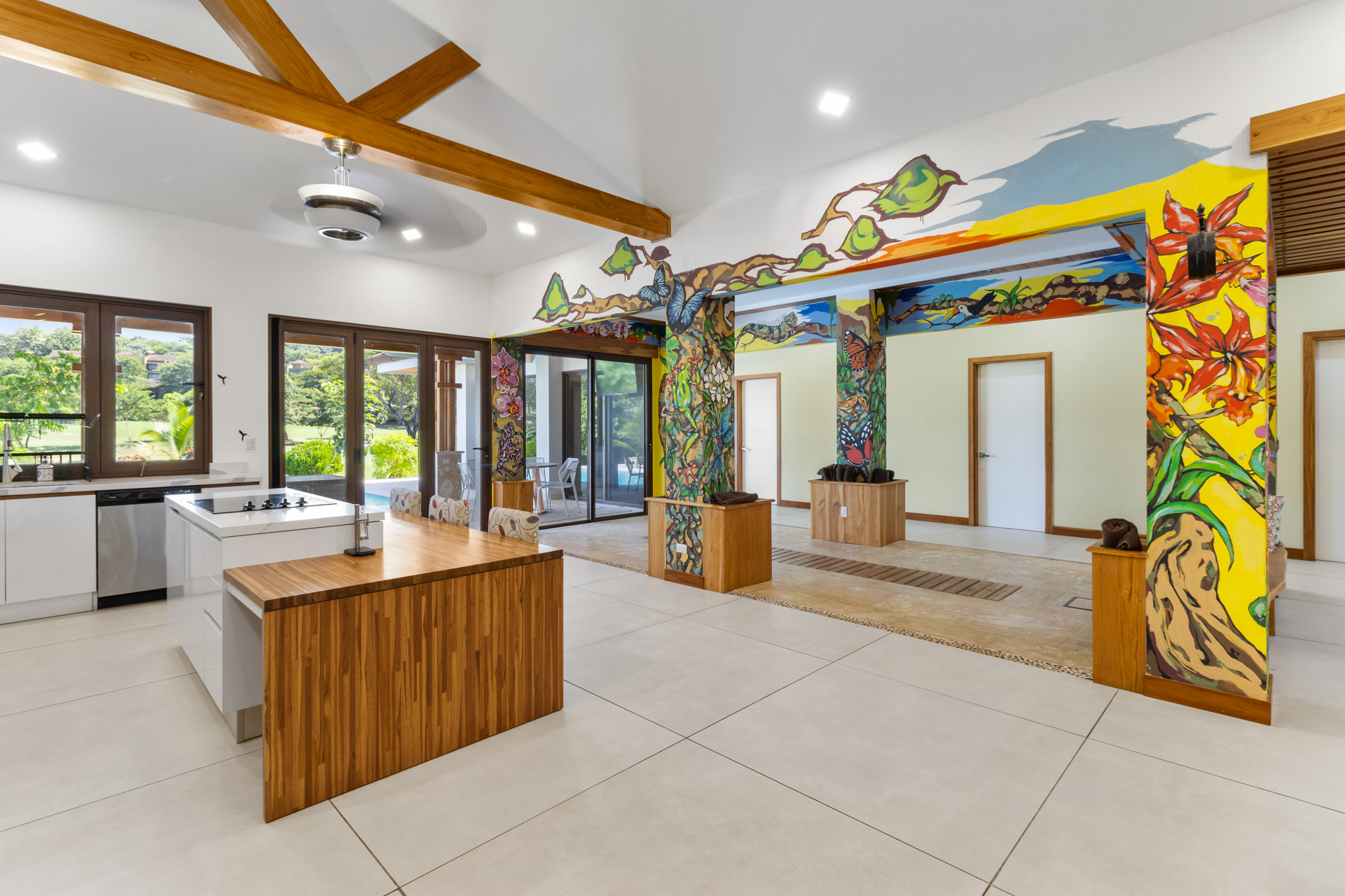 4 bed Single Family Homes For Sale in Playa Conchal, Guanacaste - thumb 4