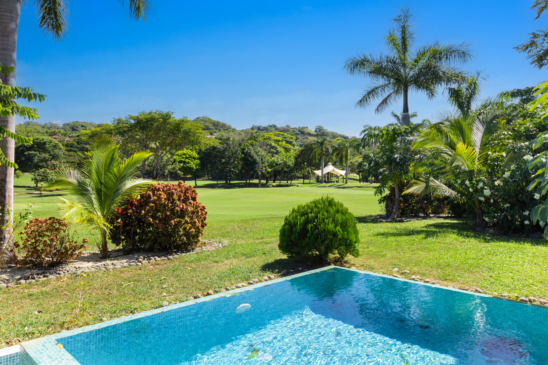 4 bed Single Family Homes For Sale in Playa Conchal, Guanacaste - thumb 11