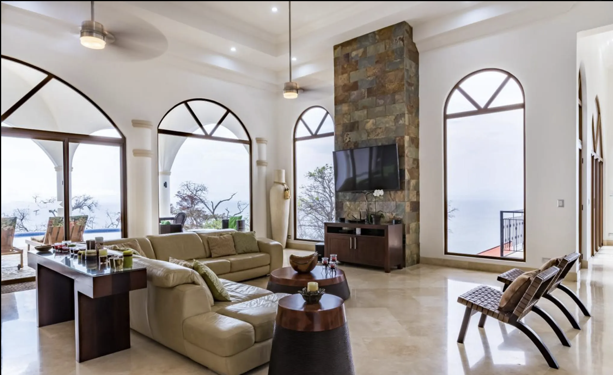 7 bed Single Family Homes For Sale in Jaco, Puntarenas - thumb 7