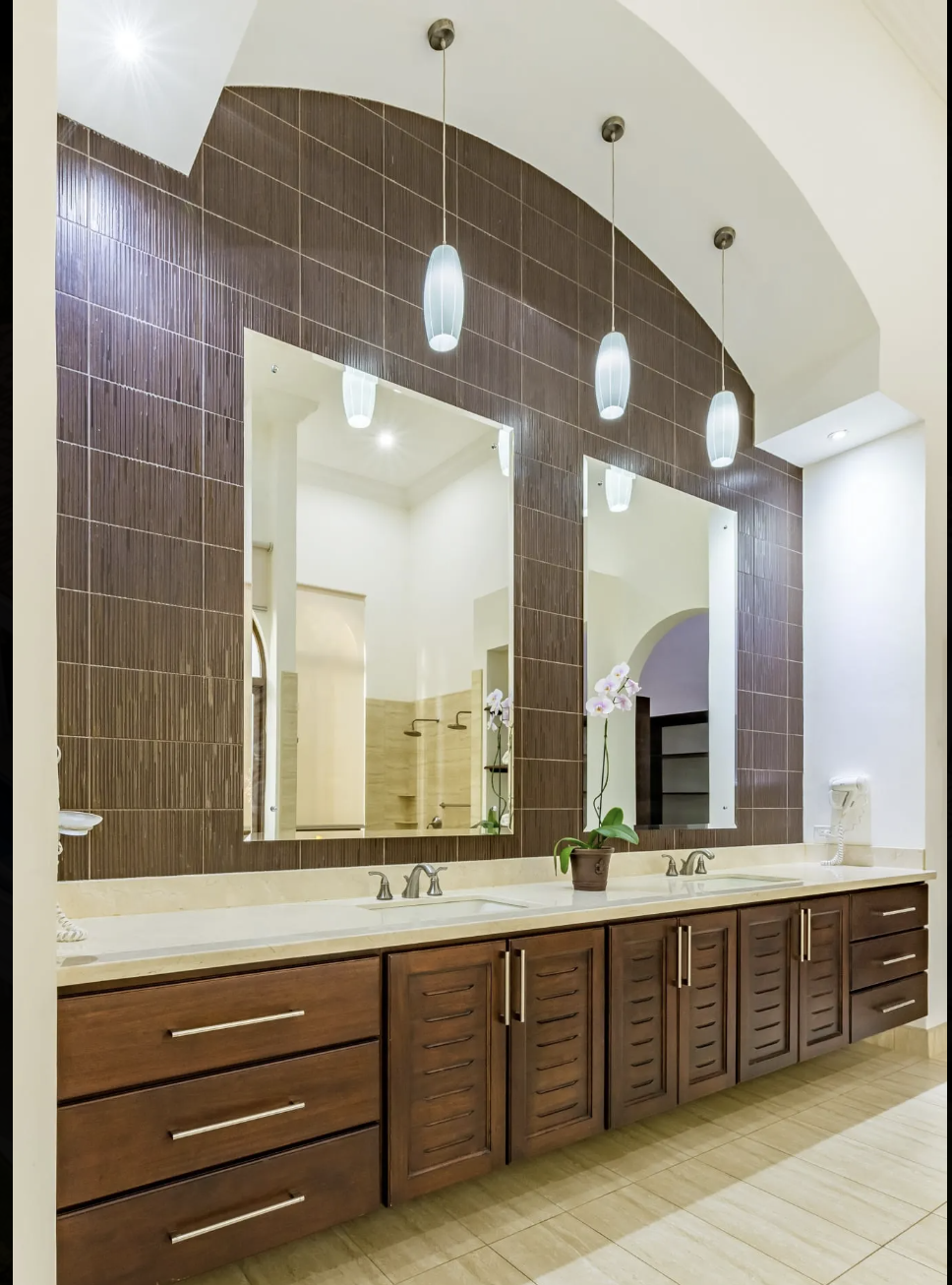 7 bed Single Family Homes For Sale in Jaco, Puntarenas - thumb 20