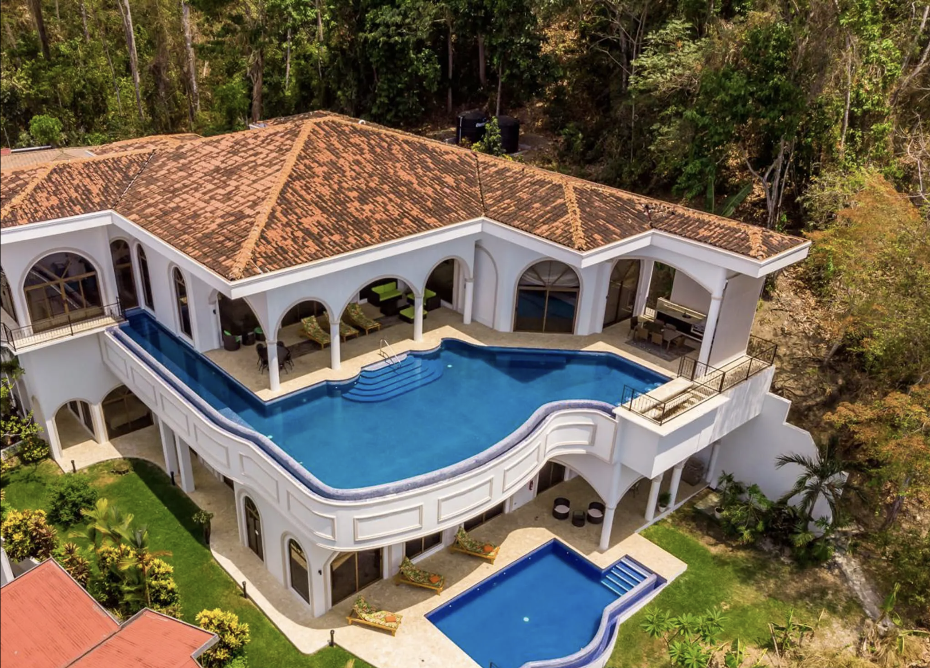 7 bed Single Family Homes For Sale in Jaco, Puntarenas - thumb 13