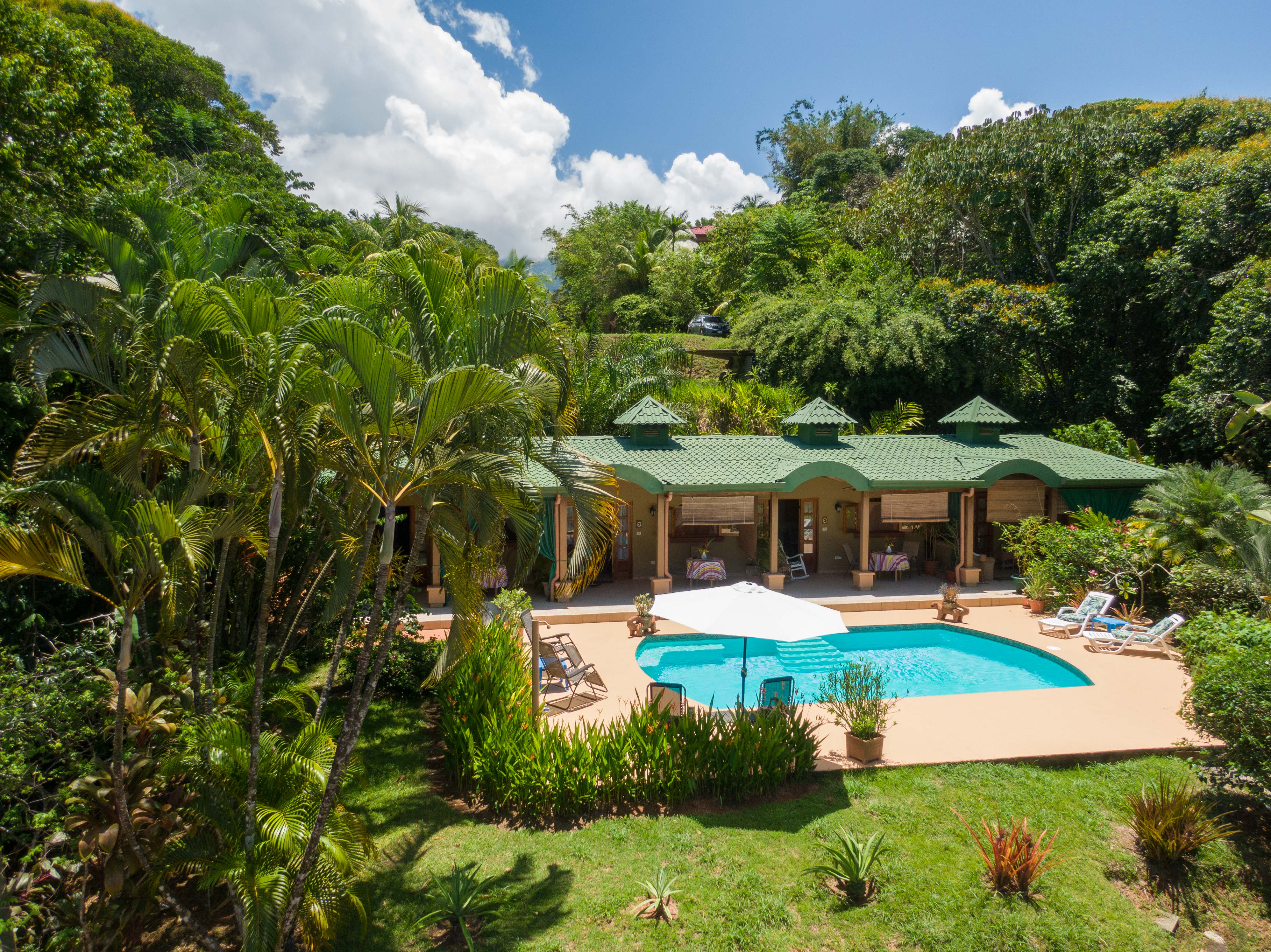 4 bed Hotel / Leisure For Sale in Ojochal, Puntarenas - thumb 2