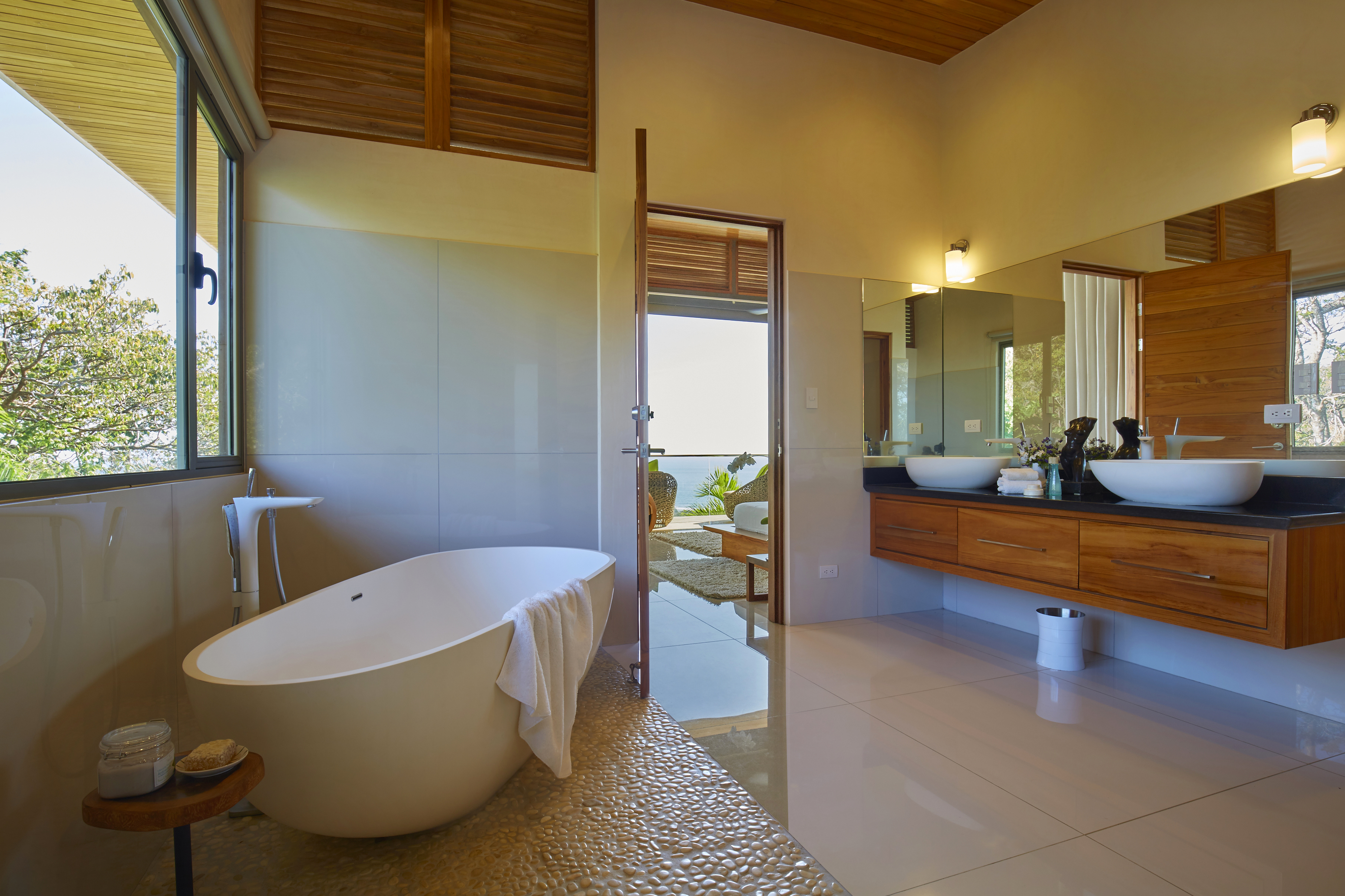 5 bed Single Family Homes For Rent in Huacas, Guanacaste - thumb 12