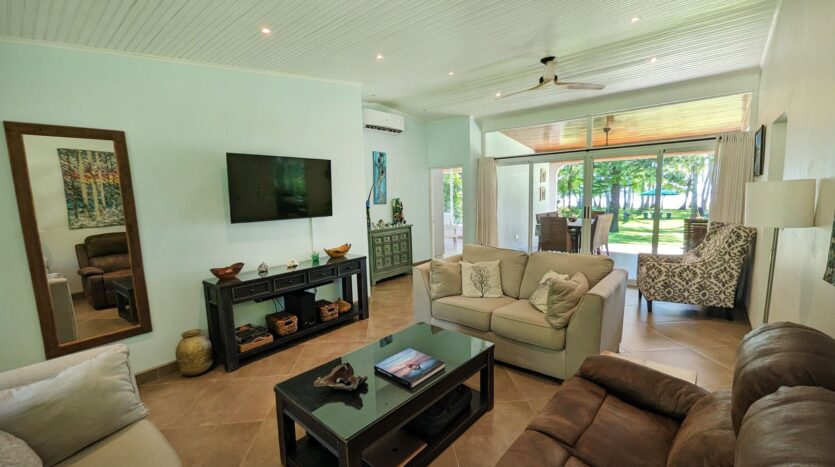 3 bed Single Family Homes For Sale in Jaco, Puntarenas - thumb 5